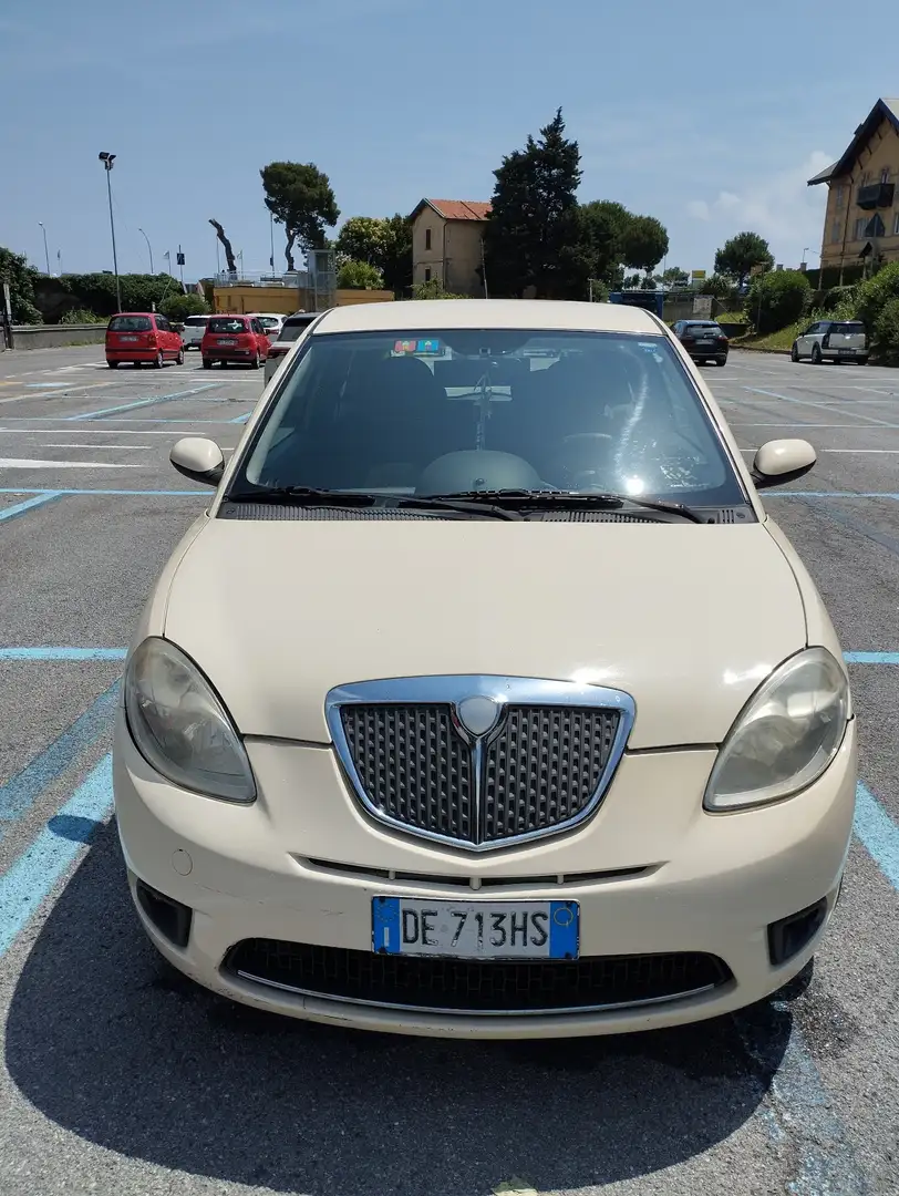 Lancia Y 1.4 12v LS - 1