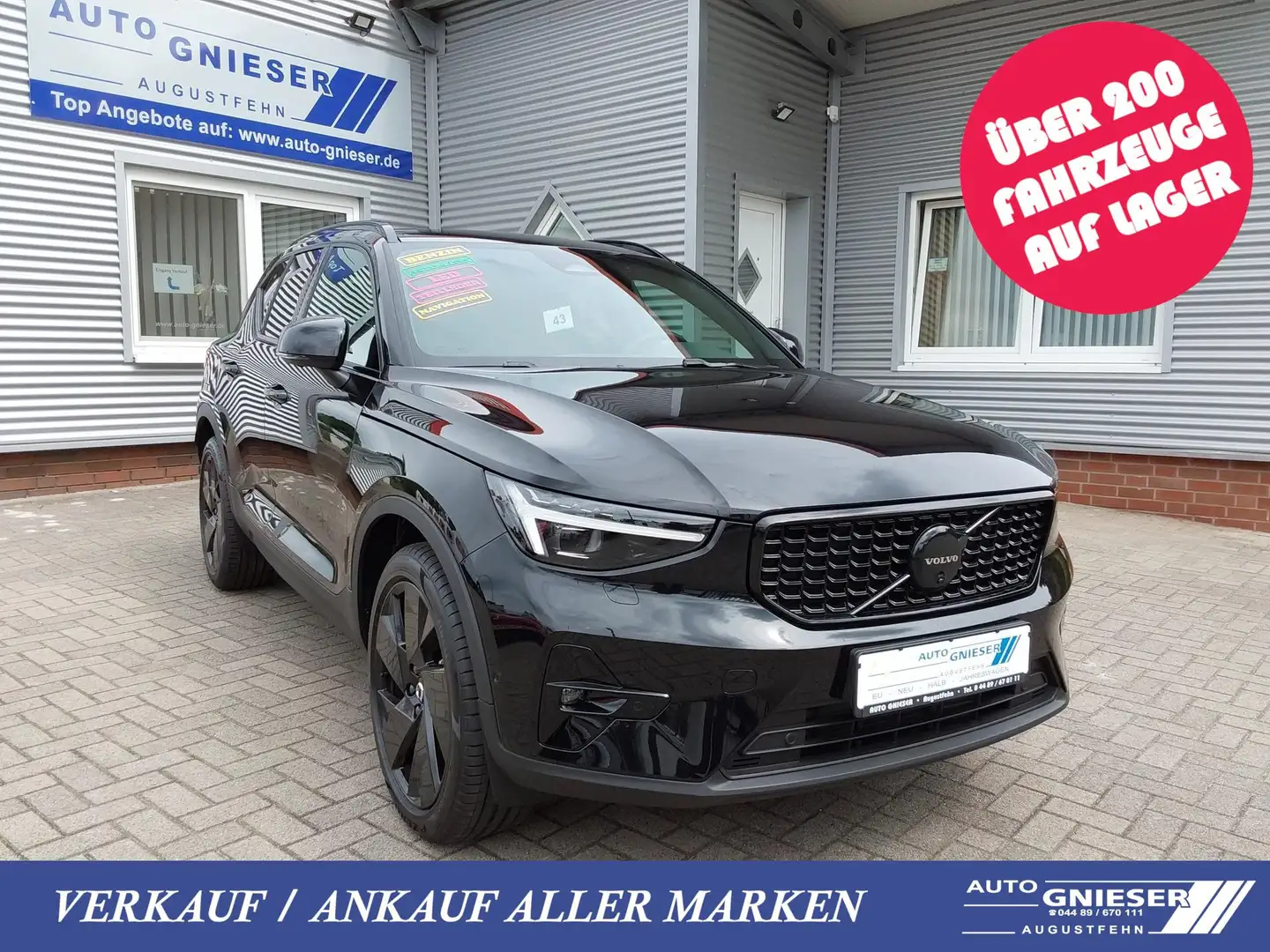 Volvo XC40 B4 2WD Plus Black Edition ACC/SHZ/LED/PDC/KAM/N... Noir - 1