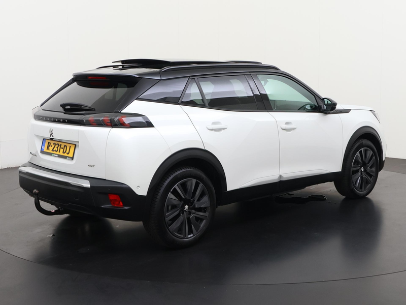 Peugeot e-2008 EV GT Pack 50 kWh 3 Fase | Trekhaak | Panoramadak — photo 4