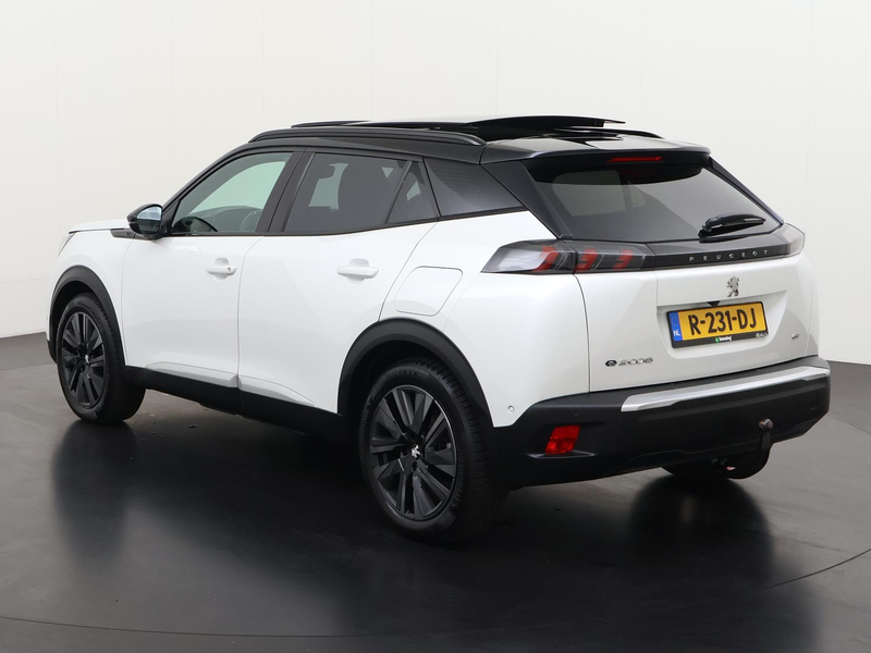 Peugeot e-2008 EV GT Pack 50 kWh 3 Fase | Trekhaak | Panoramadak — photo 7