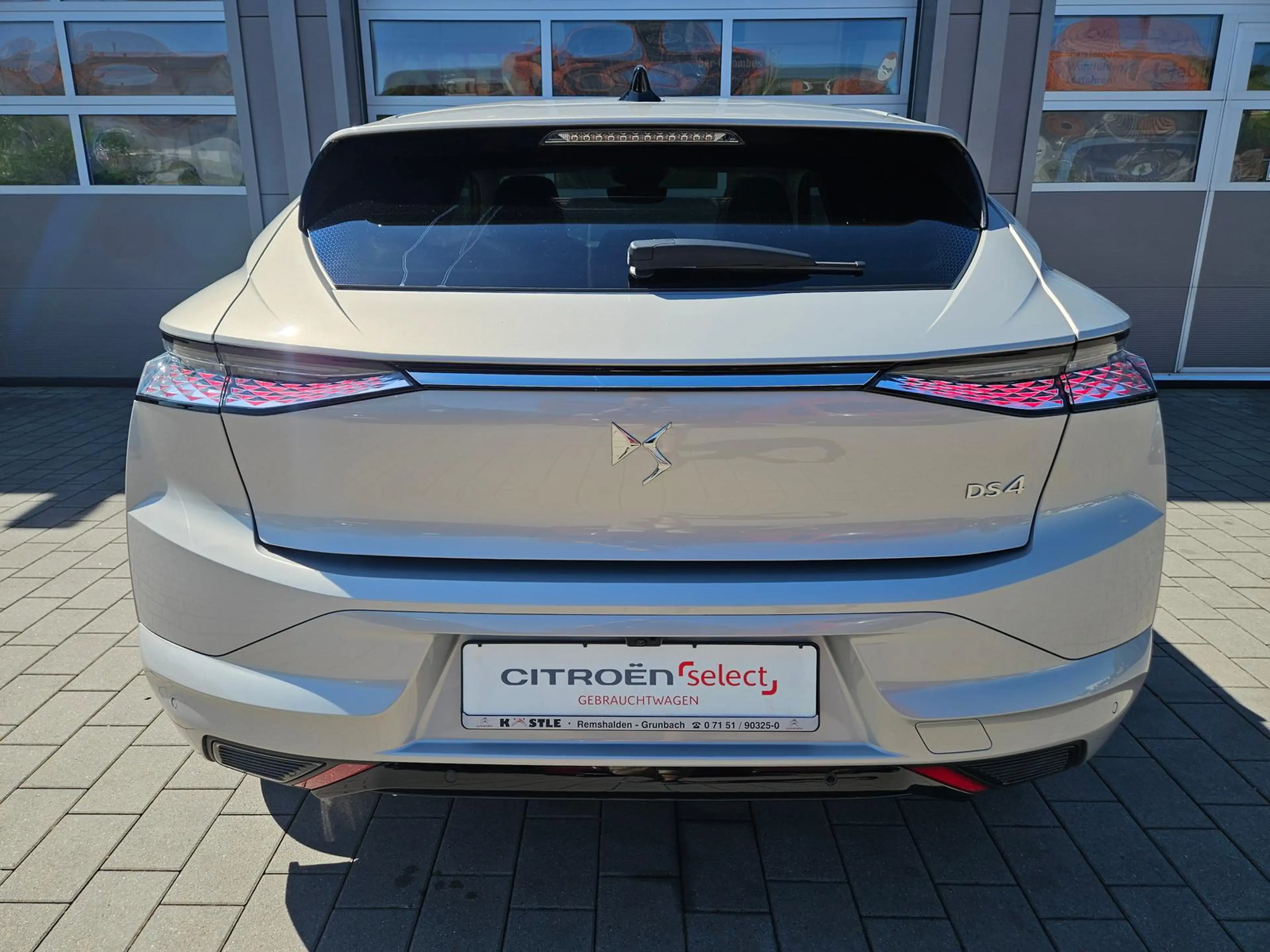 DS Automobiles DS 4 Étoile Alcantara PT130 EAT8 Pano-Dach*HUD*LED — photo 6