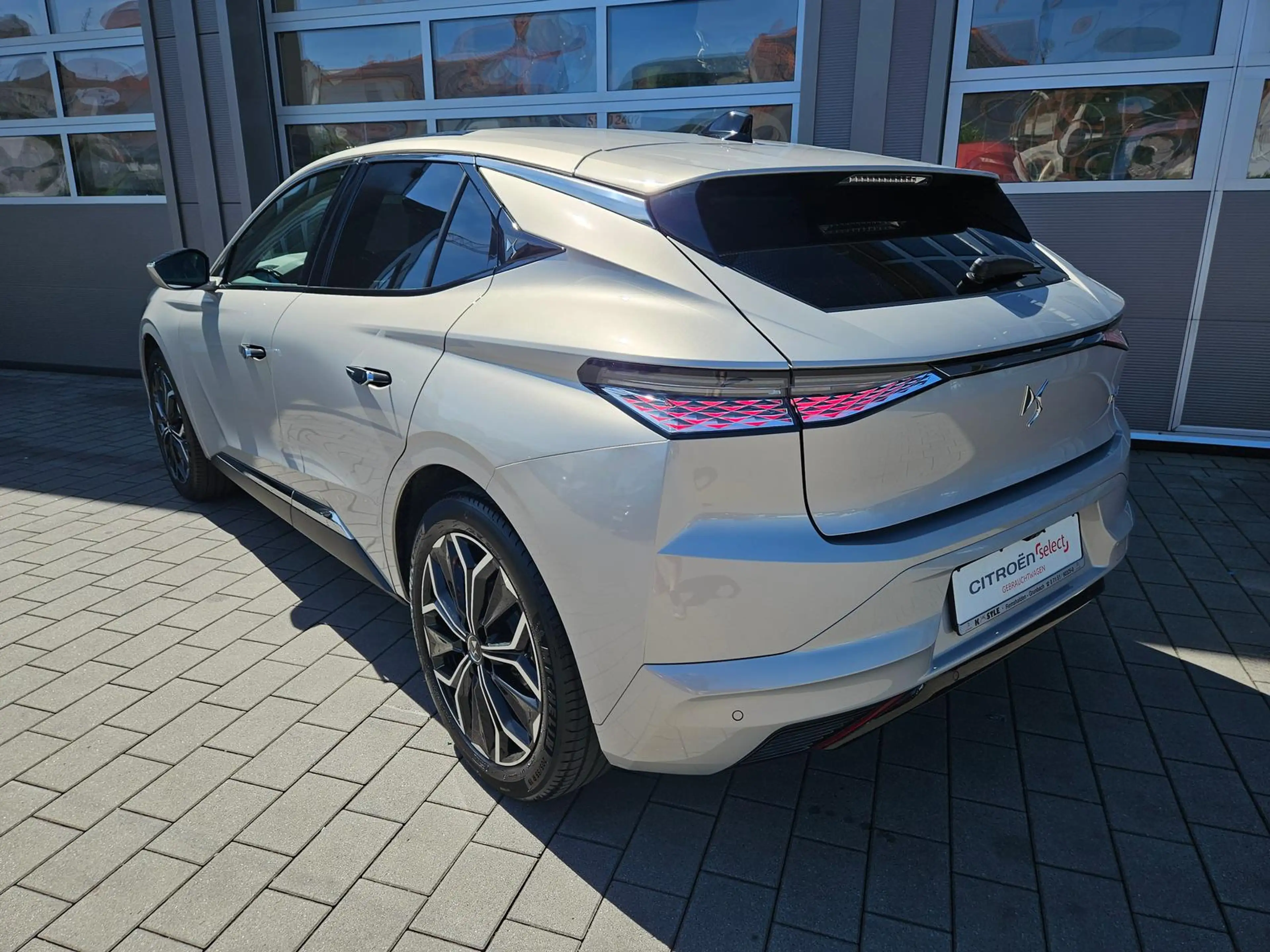 DS Automobiles DS 4 Étoile Alcantara PT130 EAT8 Pano-Dach*HUD*LED — photo 5