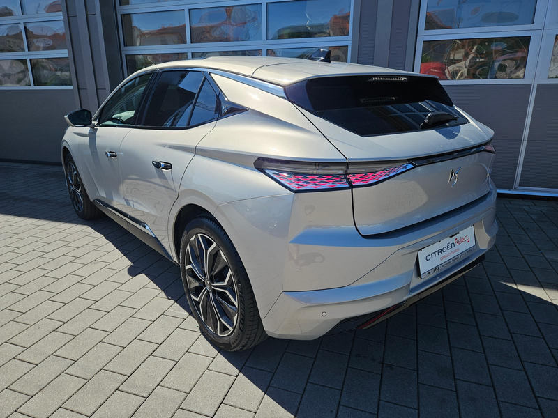 DS Automobiles DS 4 Étoile Alcantara PT130 EAT8 Pano-Dach*HUD*LED — photo 5