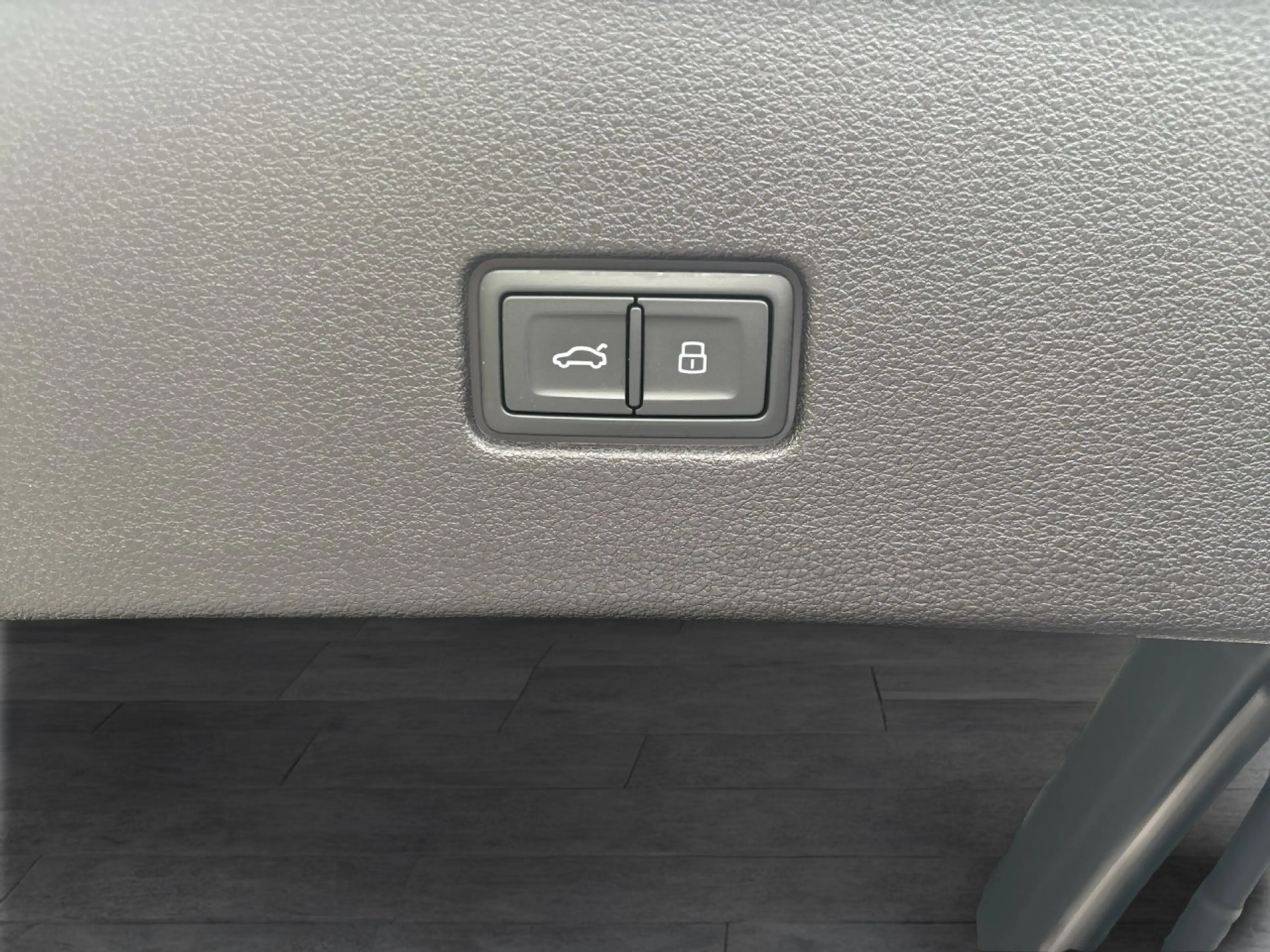 Audi SQ8 4.0 TFSI competition plus MLED LM22 Leder Klima — photo 14