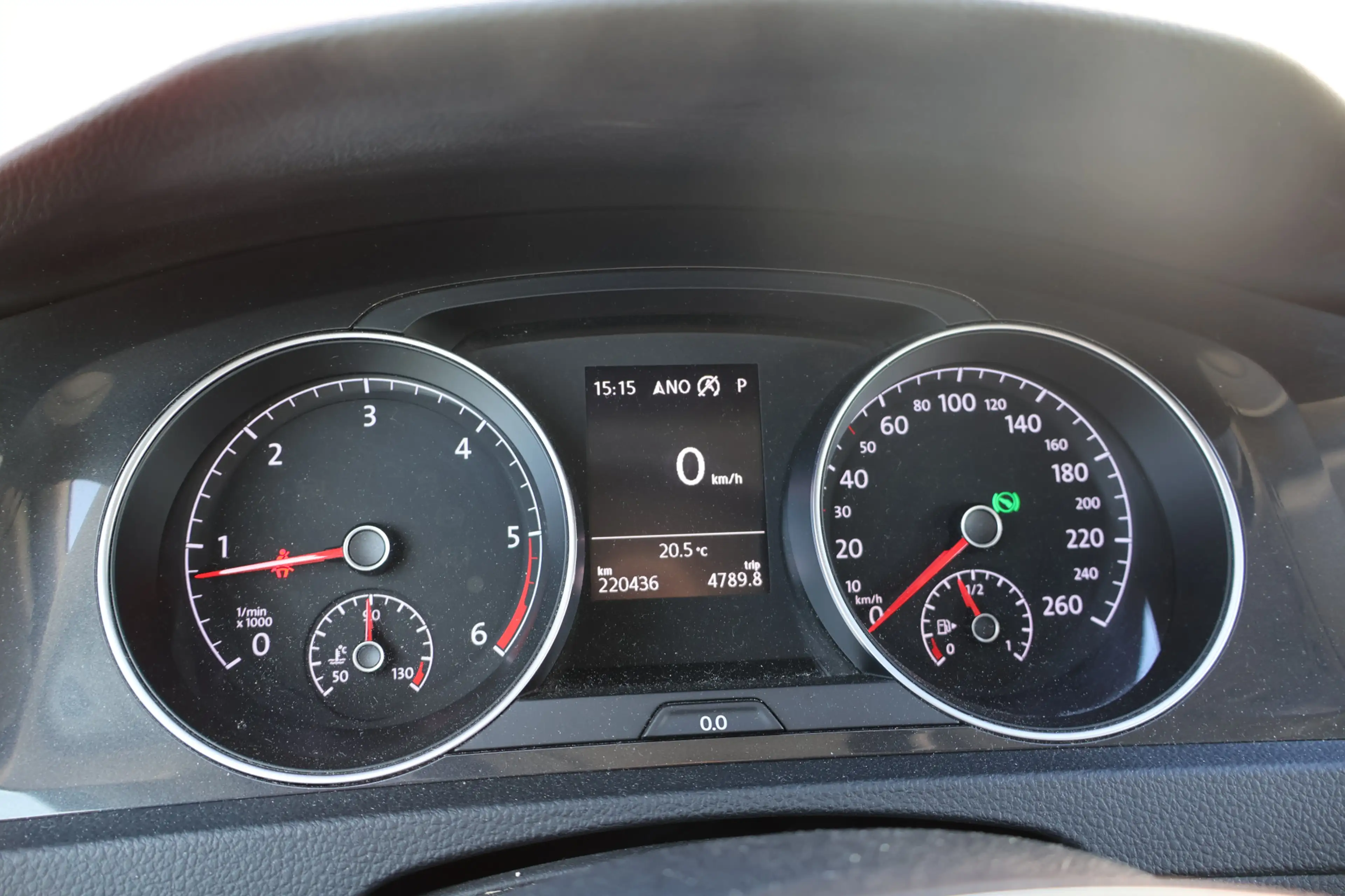 Volkswagen Golf Variant 1.6 TDI DSG Comfortline — photo 8