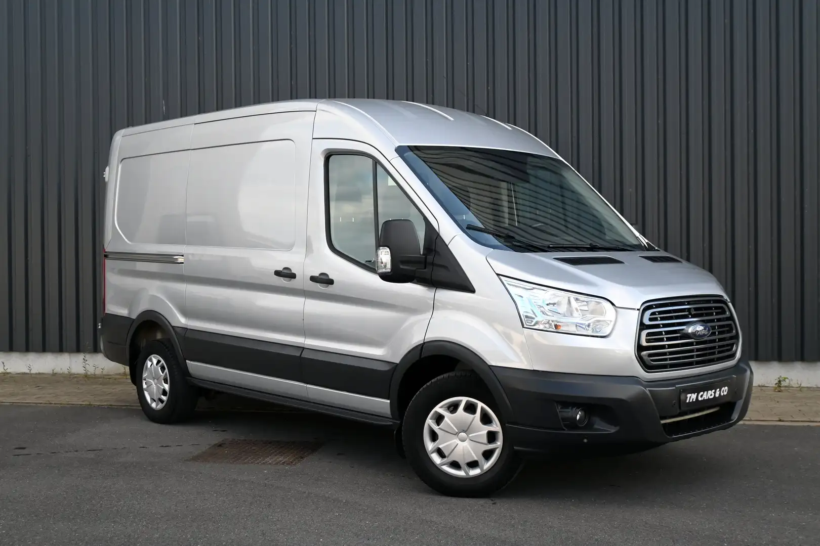 Ford Transit L2H2 2.0 CDTI / Led, GPS, Carplay, Camera, BTW Argent - 1