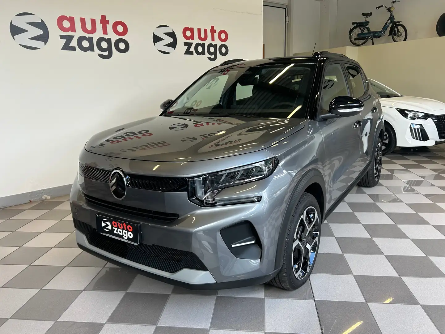 Citroen C3 C3 1.2 puretech turbo You Pack Plus 100cv s Gris - 1