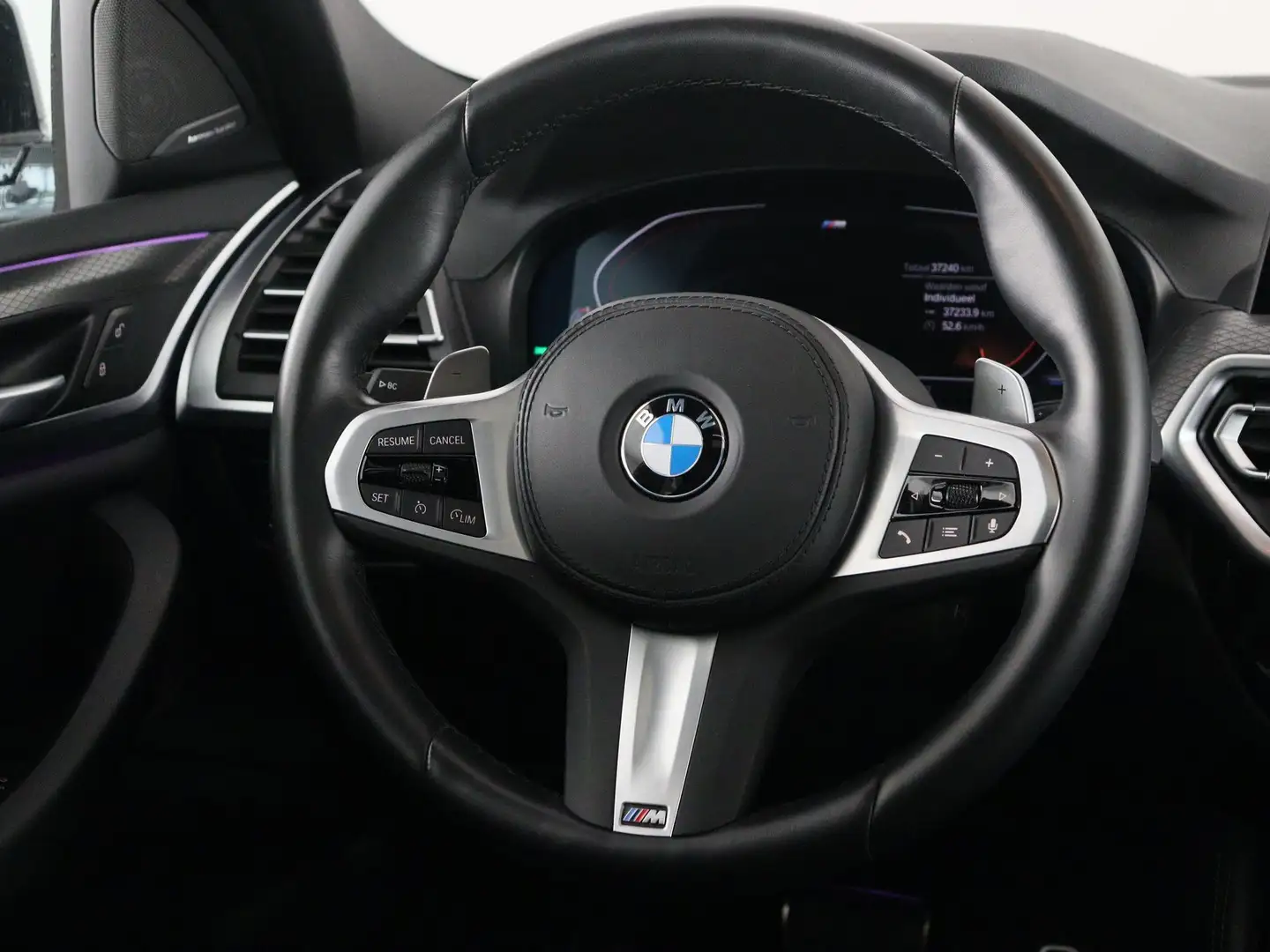 BMW X4 xDrive20i M Sport Schwarz - 2