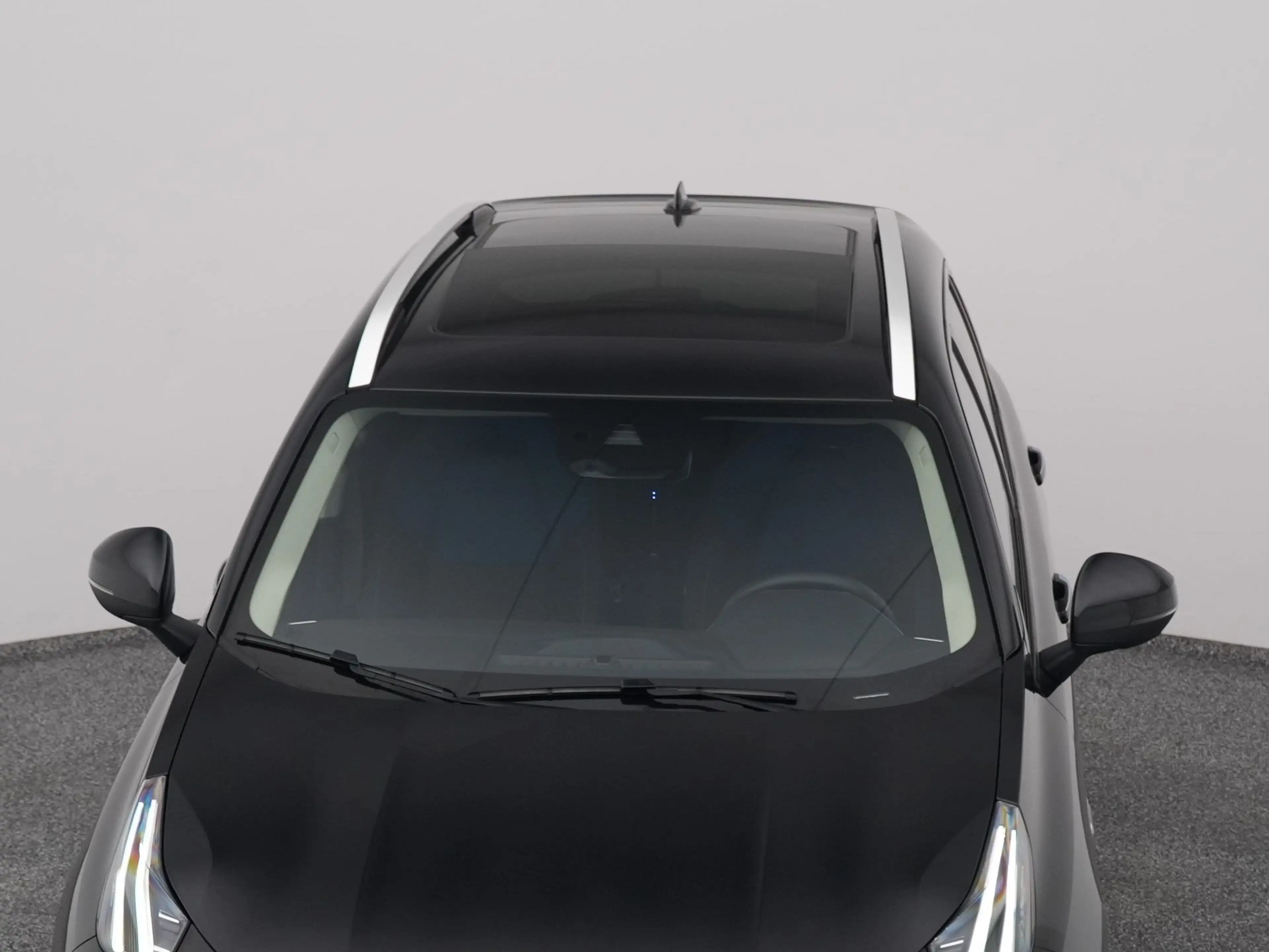 Lynk & Co 01 1.5 Plug-in Hybrid | 360° | BLACK | NLD AUTO — photo 32