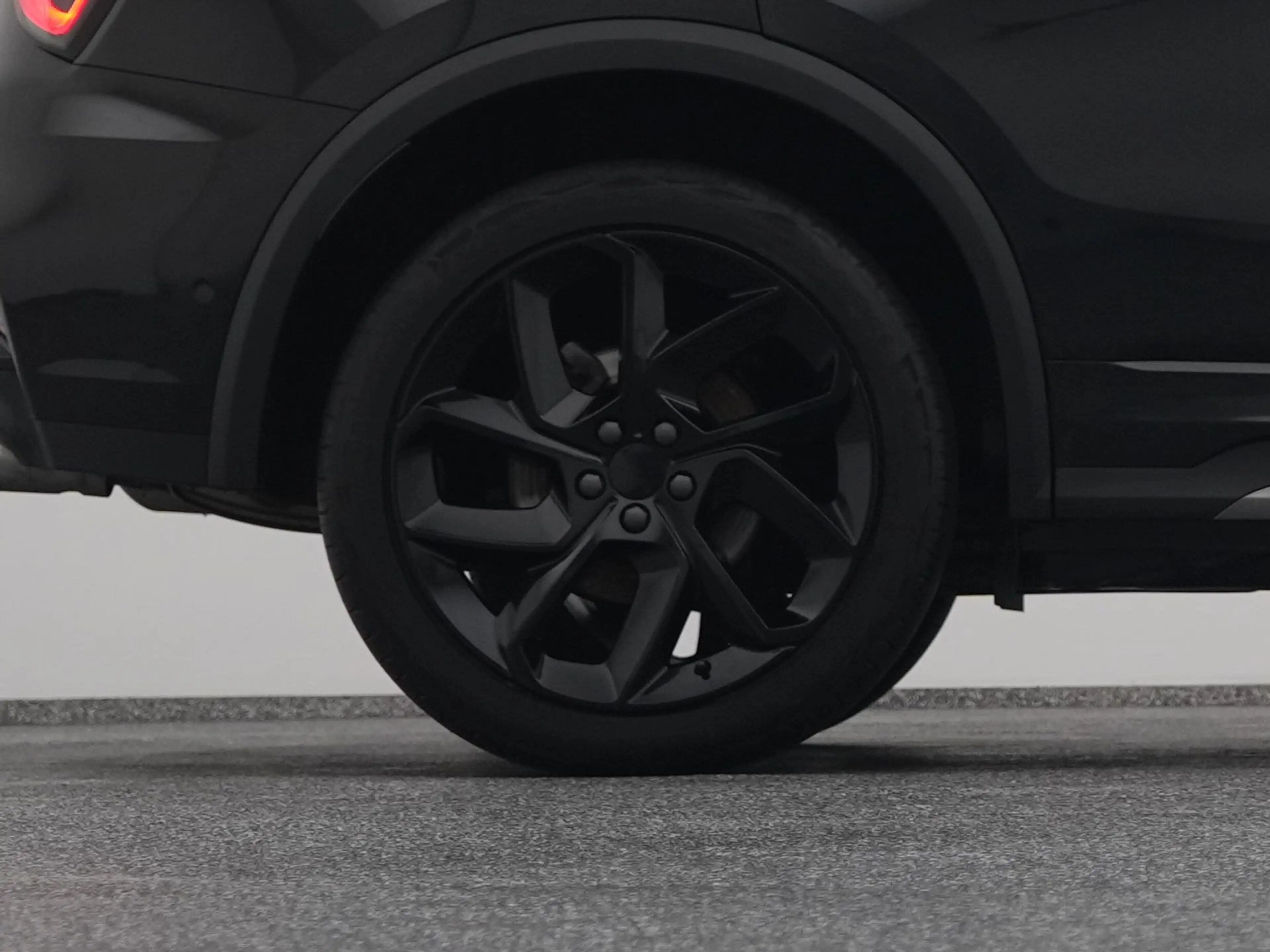 Lynk & Co 01 1.5 Plug-in Hybrid | 360° | BLACK | NLD AUTO — photo 41