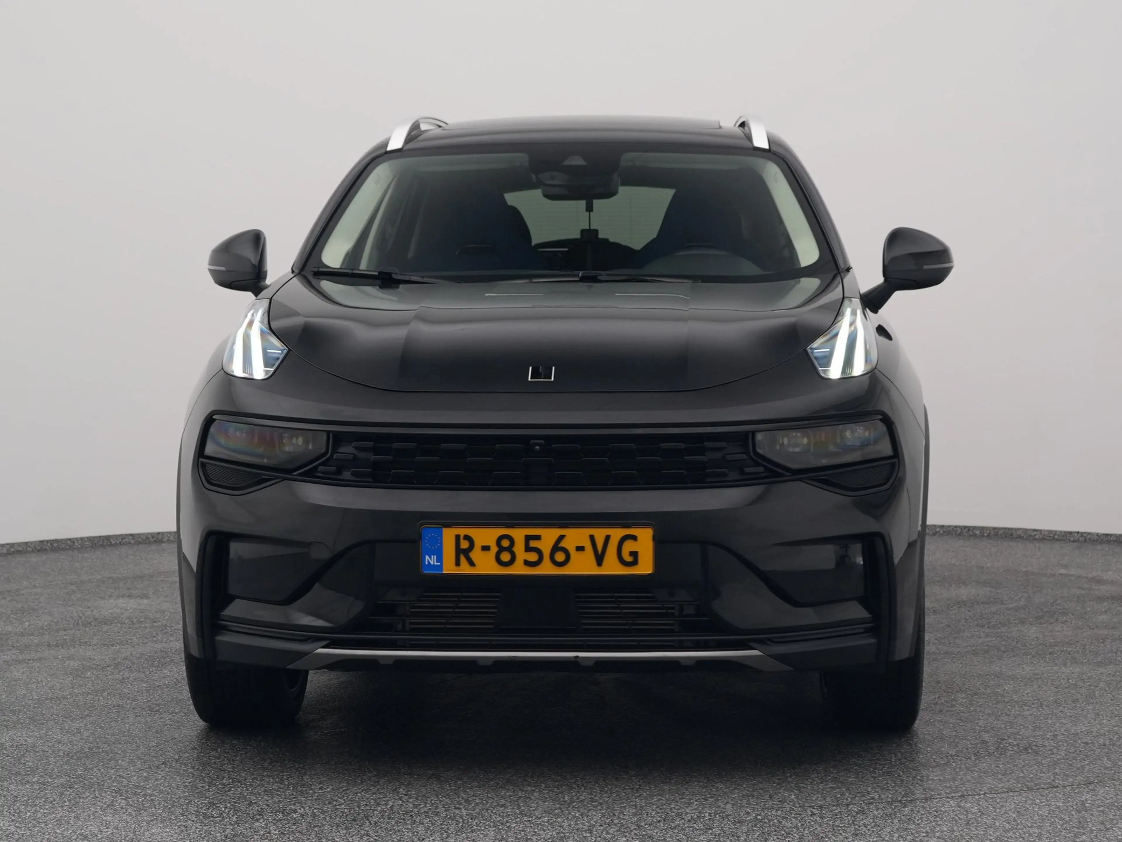 Lynk & Co 01 1.5 Plug-in Hybrid | 360° | BLACK | NLD AUTO — photo 9