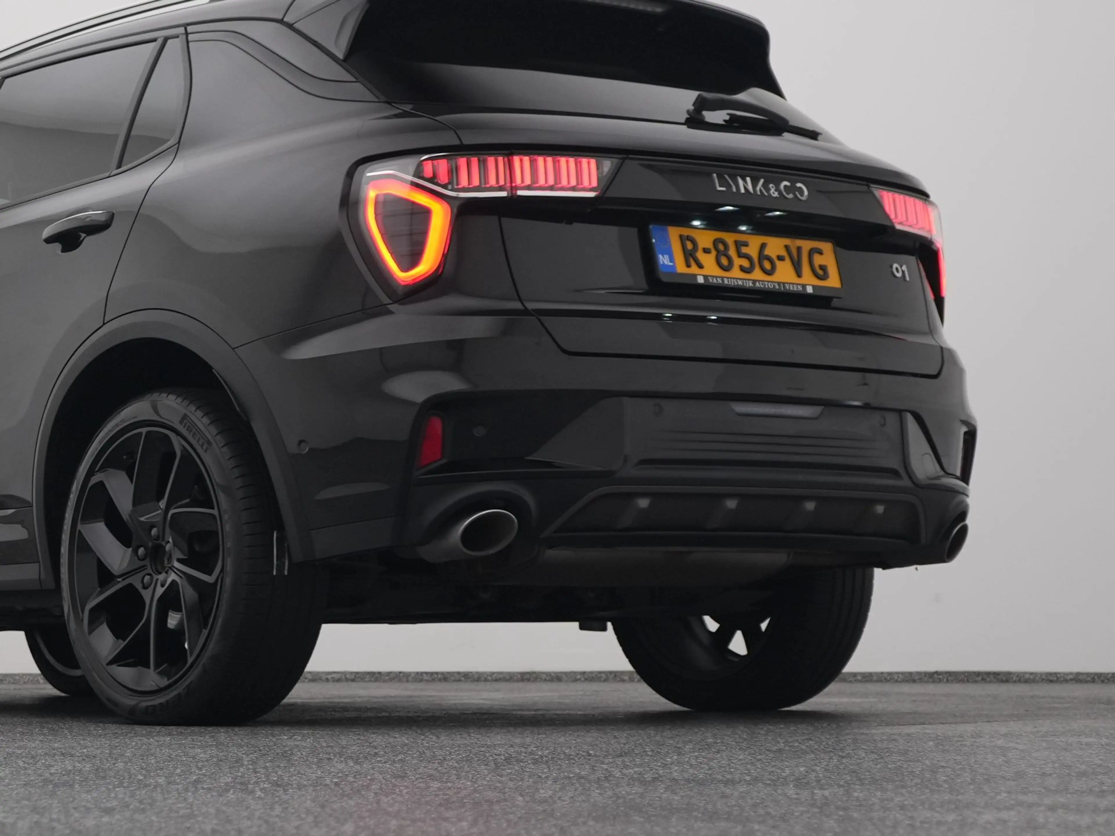 Lynk & Co 01 1.5 Plug-in Hybrid | 360° | BLACK | NLD AUTO — photo 22