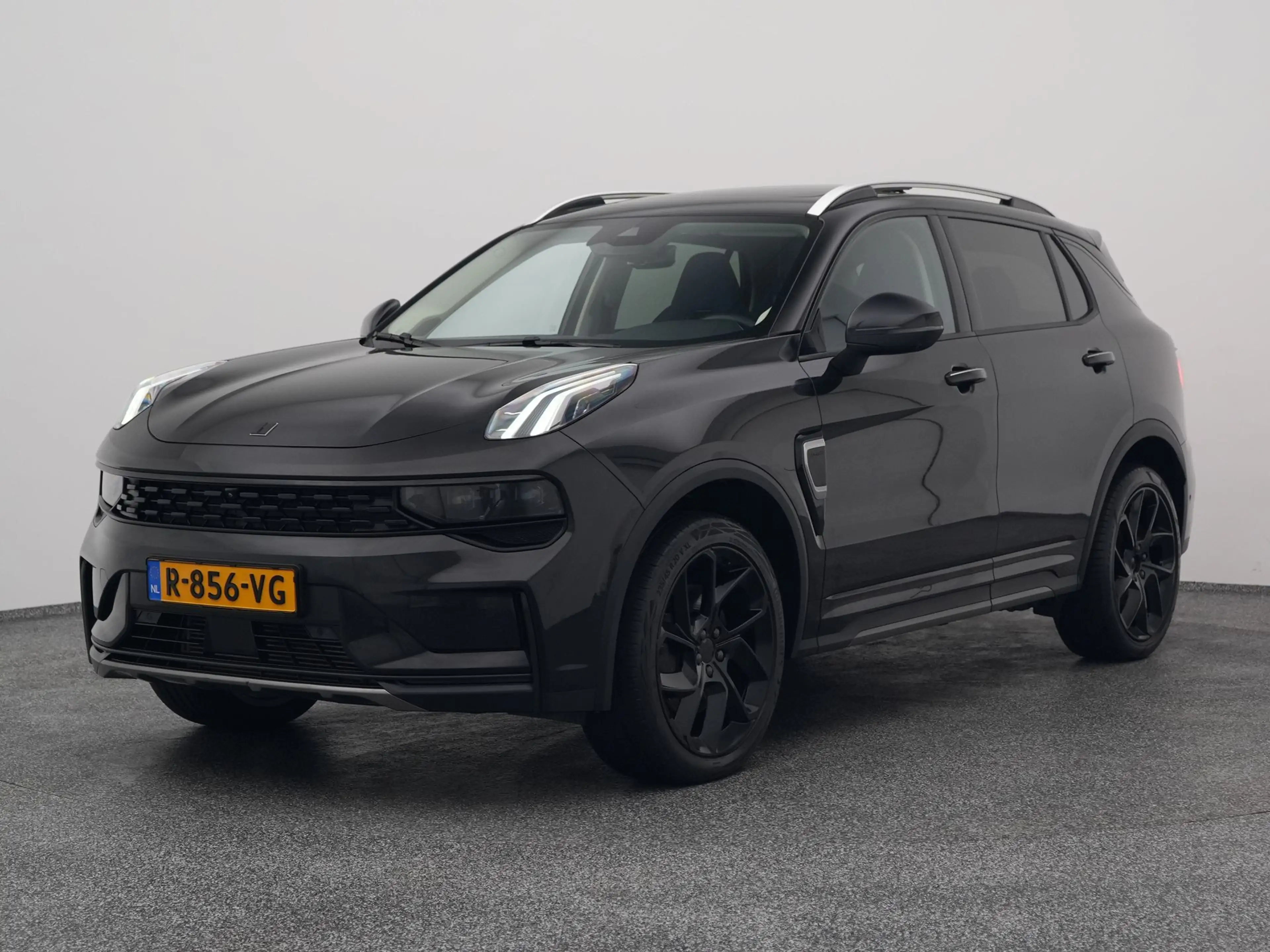 Lynk & Co 01 1.5 Plug-in Hybrid | 360° | BLACK | NLD AUTO