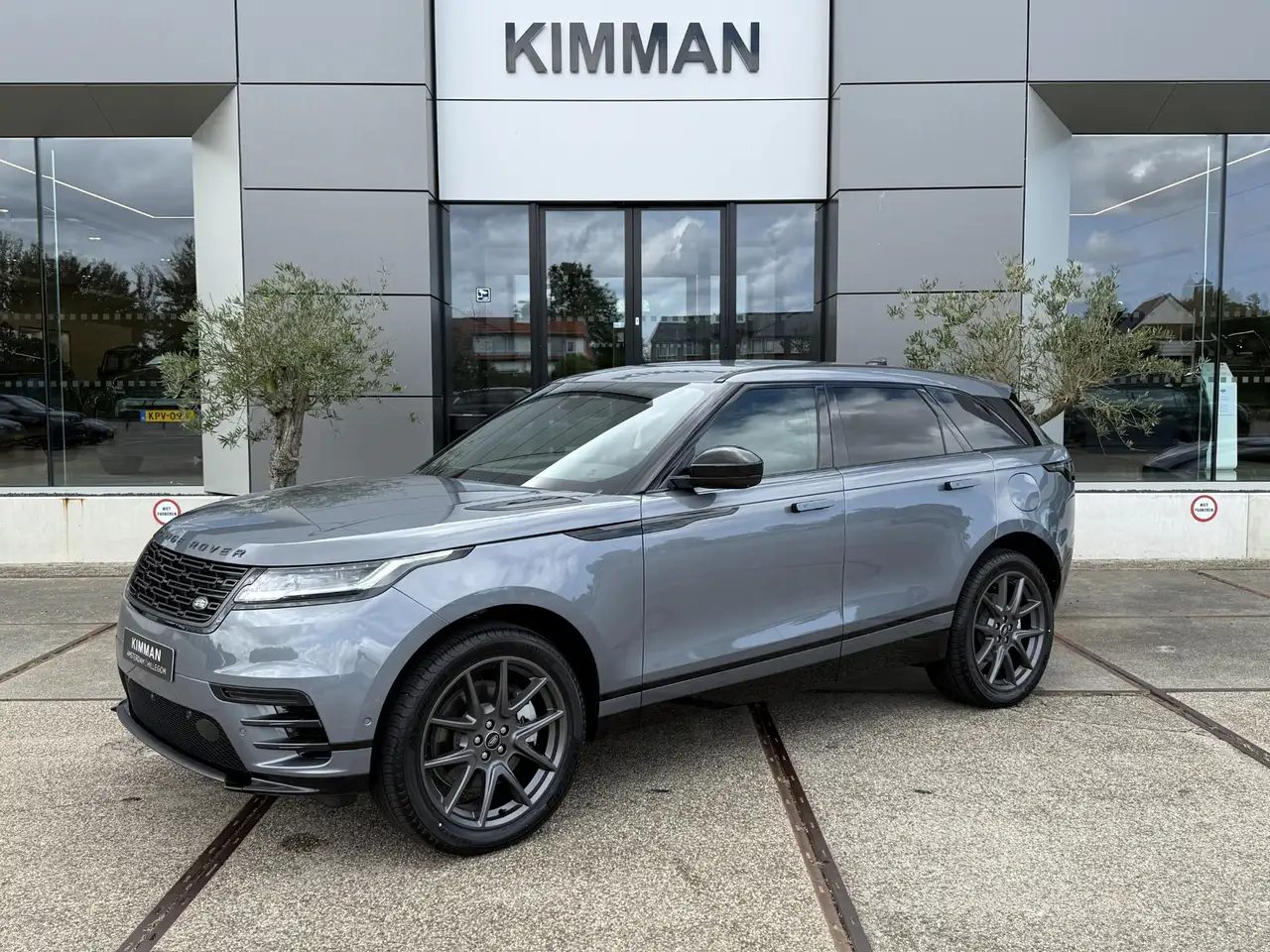 Land Rover Range Rover Velar 2026