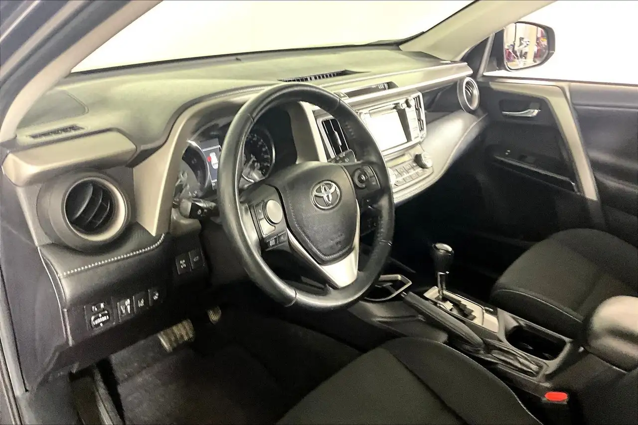 Toyota RAV 4 photo Toyota RAV 4