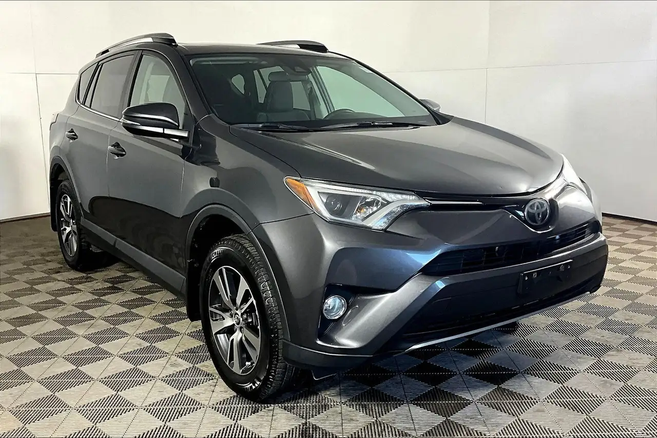 Toyota RAV 4 photo Toyota RAV 4
