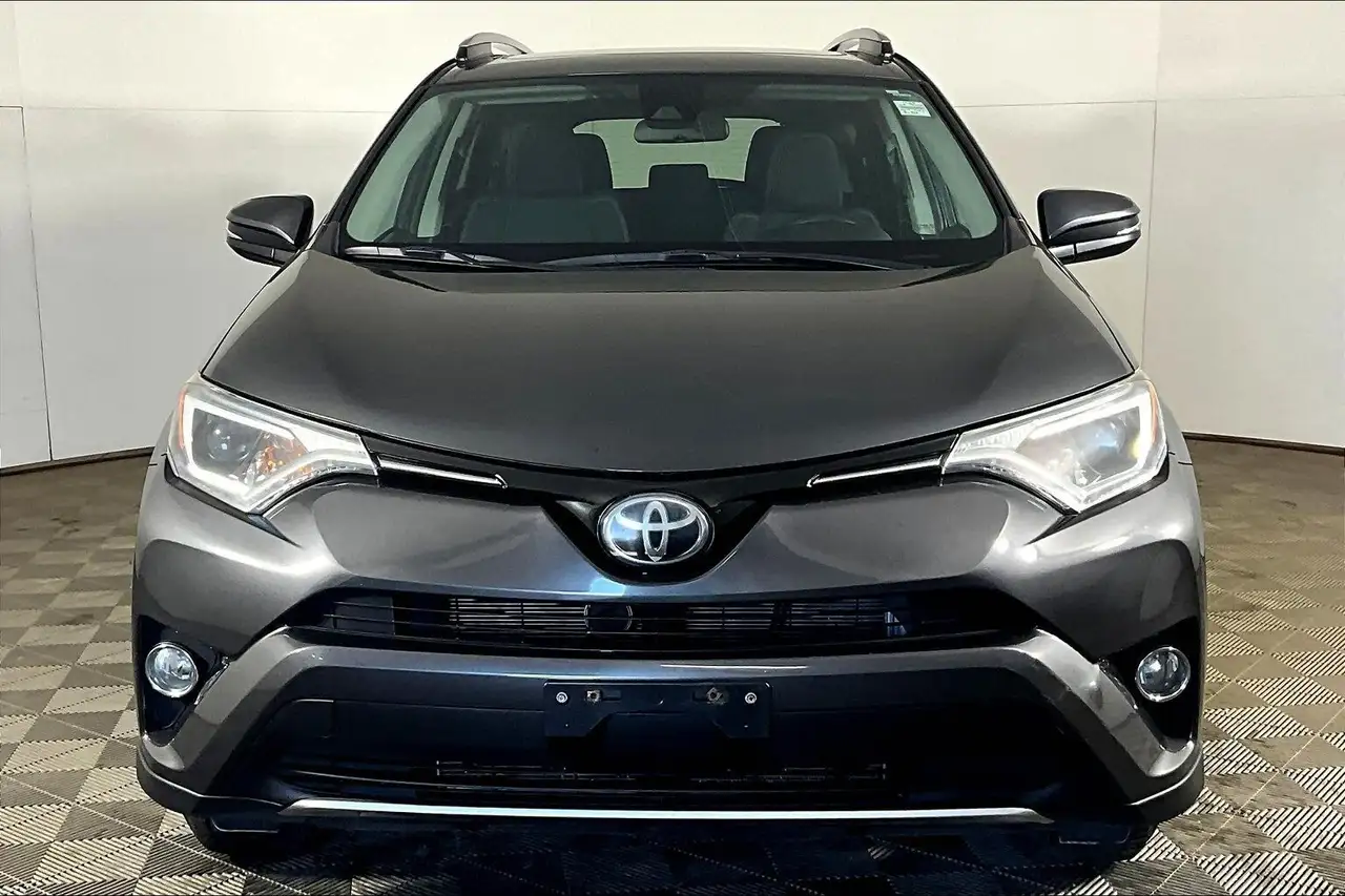 Toyota RAV 4 photo Toyota RAV 4