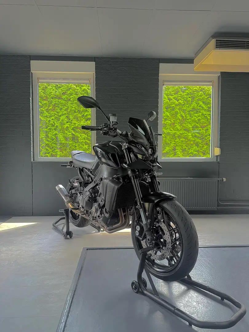Yamaha MT-09 tech-black - 1