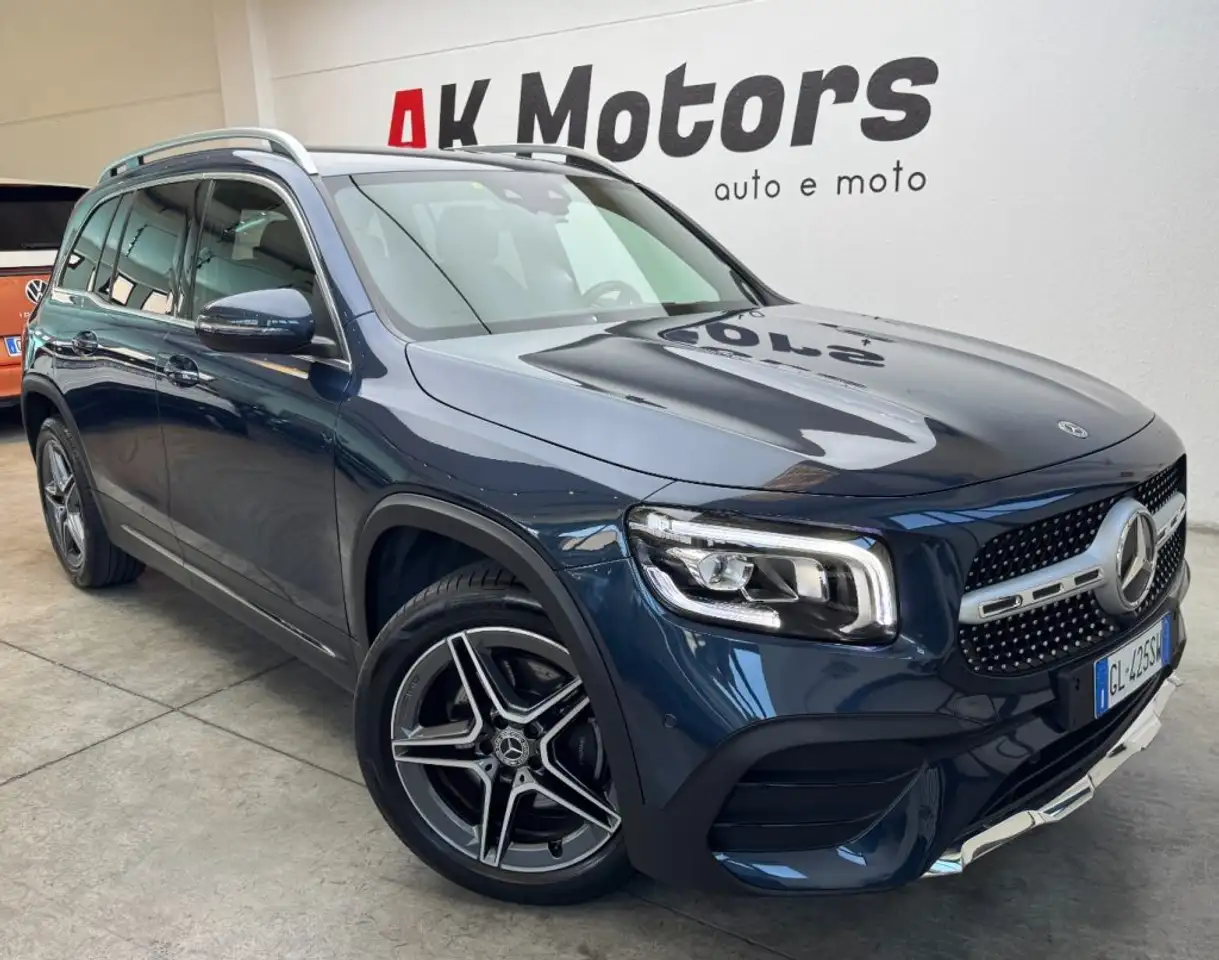 Mercedes-Benz GLB 200 d Automatic 4Matic Premium — photo 1 of 15