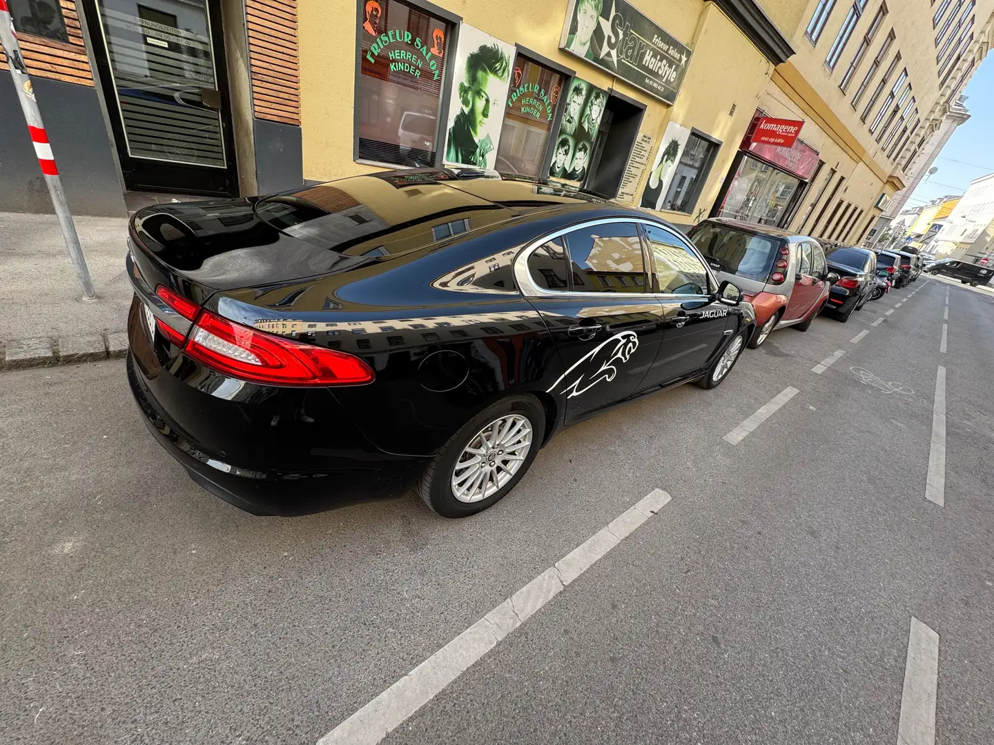 Jaguar XF XF 2,2 Diesel Schwarz - 2