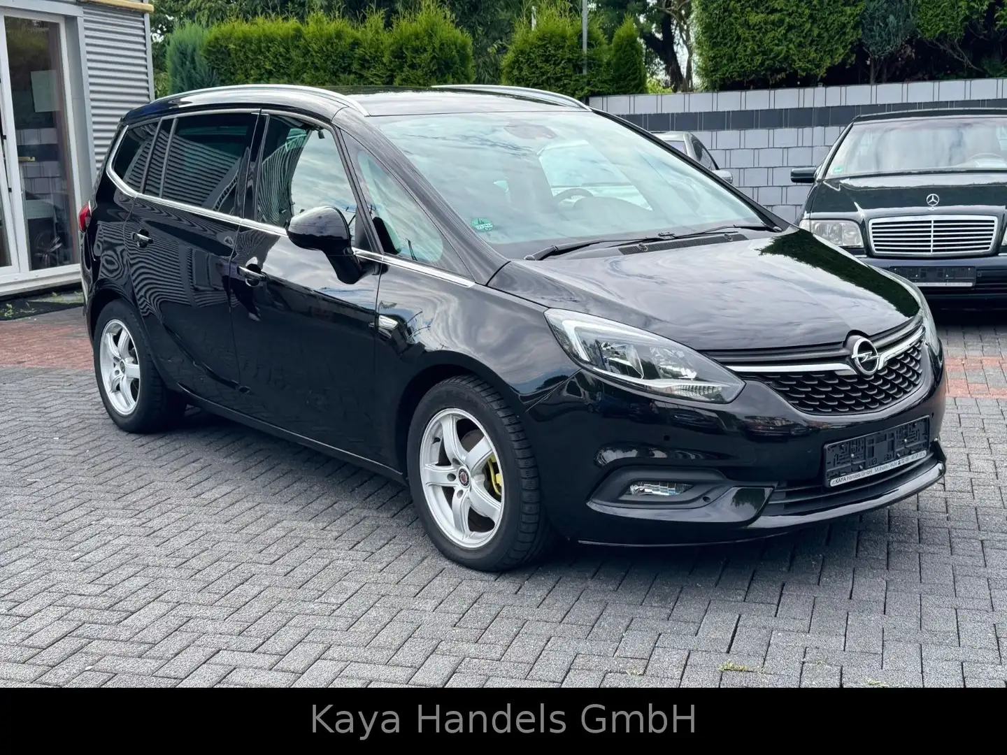 Opel Zafira C Innovation Leder/Navi/Kamera/7-Sitzer Schwarz - 1