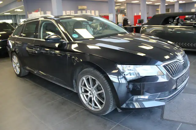 Skoda Superb Combi 2.0 TDI DSG Ambition
