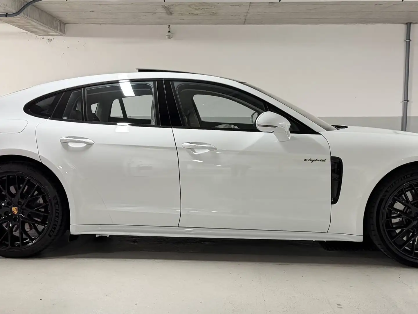 Porsche Panamera II 3.0 V6 560ch 4S E-Hybrid Blanc - 2
