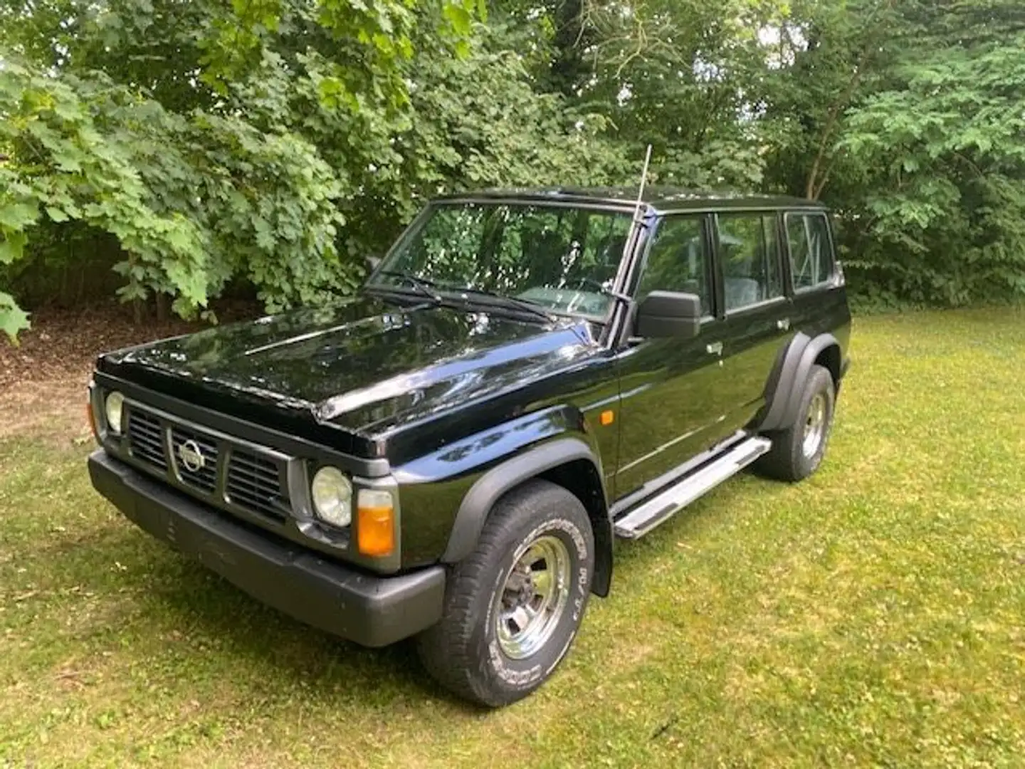 Nissan Patrol 2.8 TD GR Station, LWB, Klima! Zwart - 1