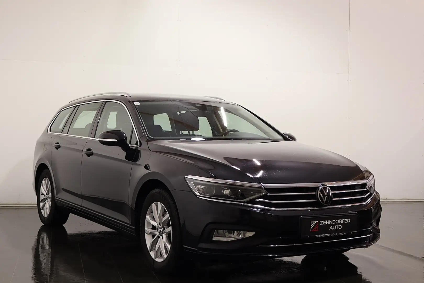 Volkswagen Passat Variant Business 2,0 SCR TDI DSG / MATRIX / RFK / SHZ /... Schwarz - 2
