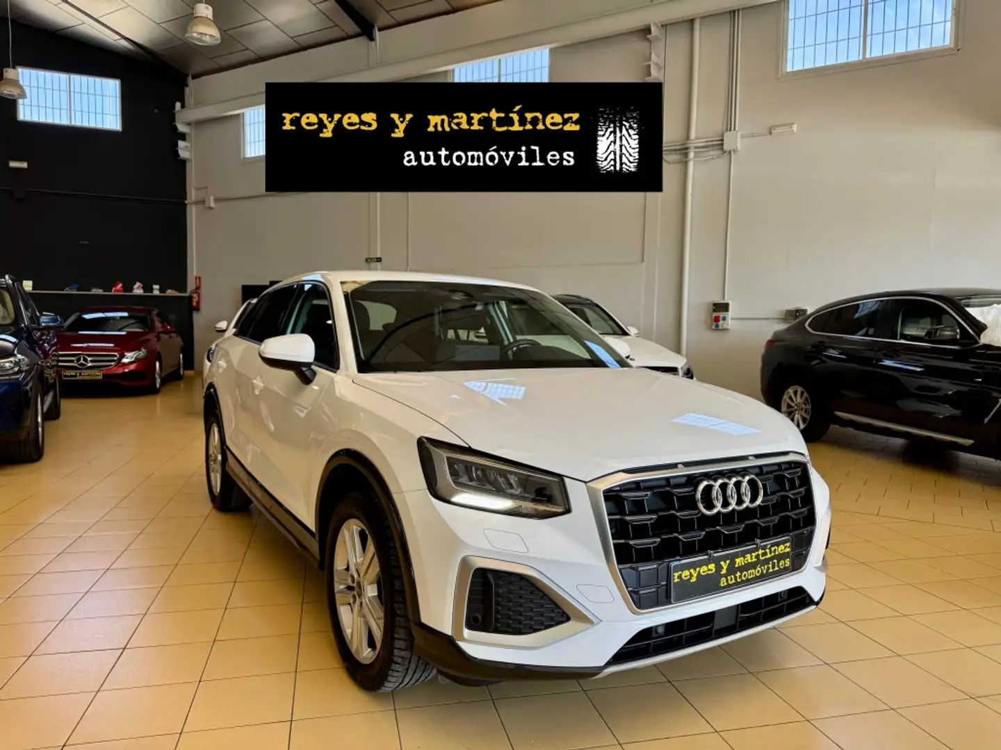 Audi Q2 30 TFSI Advanced 81kW Weiß - 2