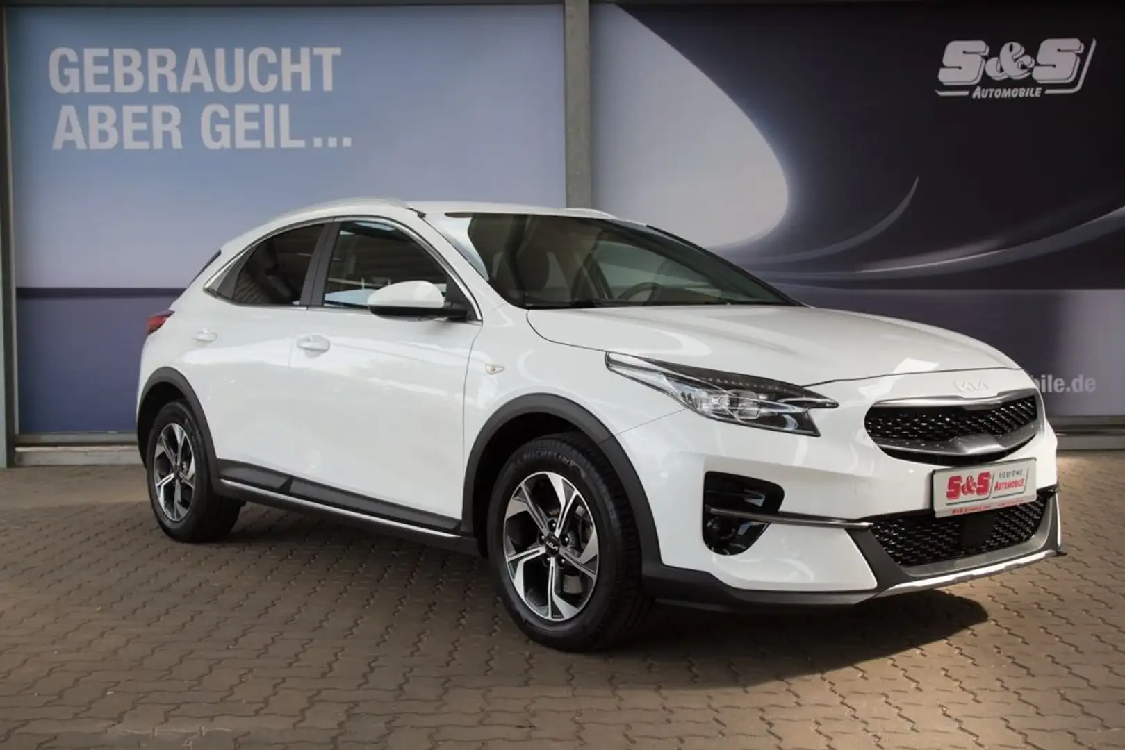 Kia XCeed 1.0 T-GDI Vision KAMERA/CARPLAY/SHZG Weiß - 2