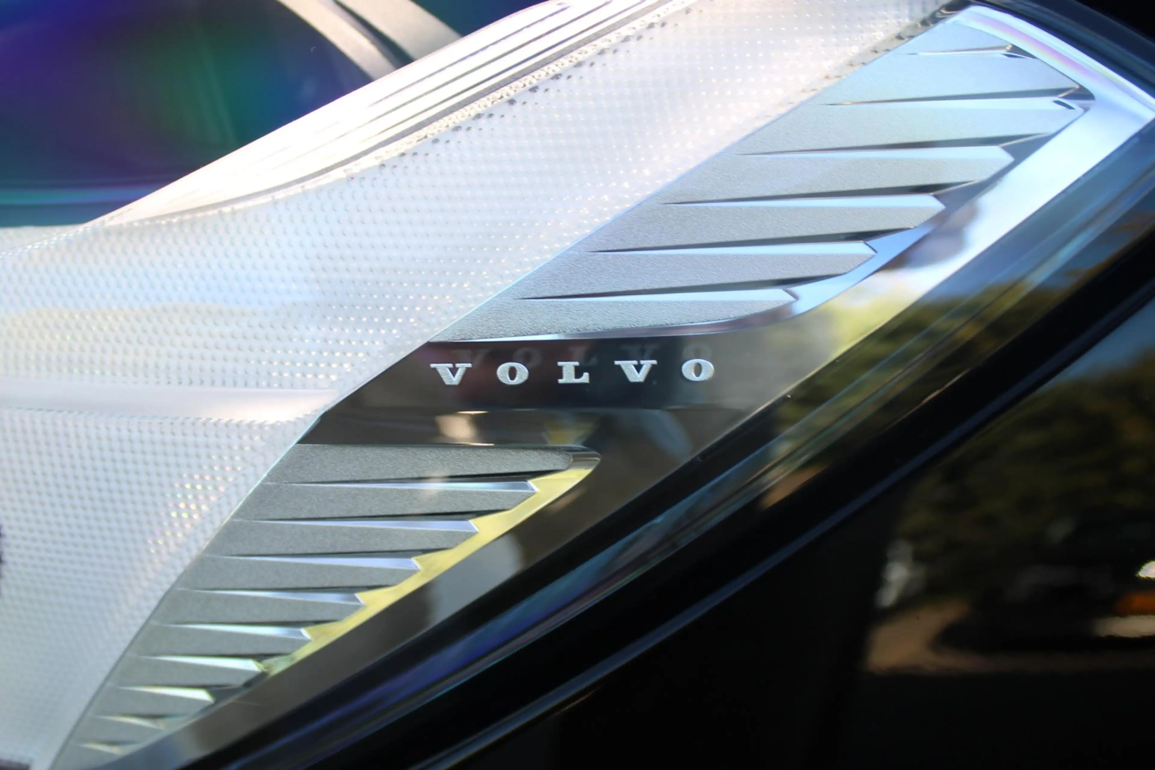 Volvo XC60 T6 Plug-in hybrid AWD Ultra Dark | Luchtvering | P — photo 14