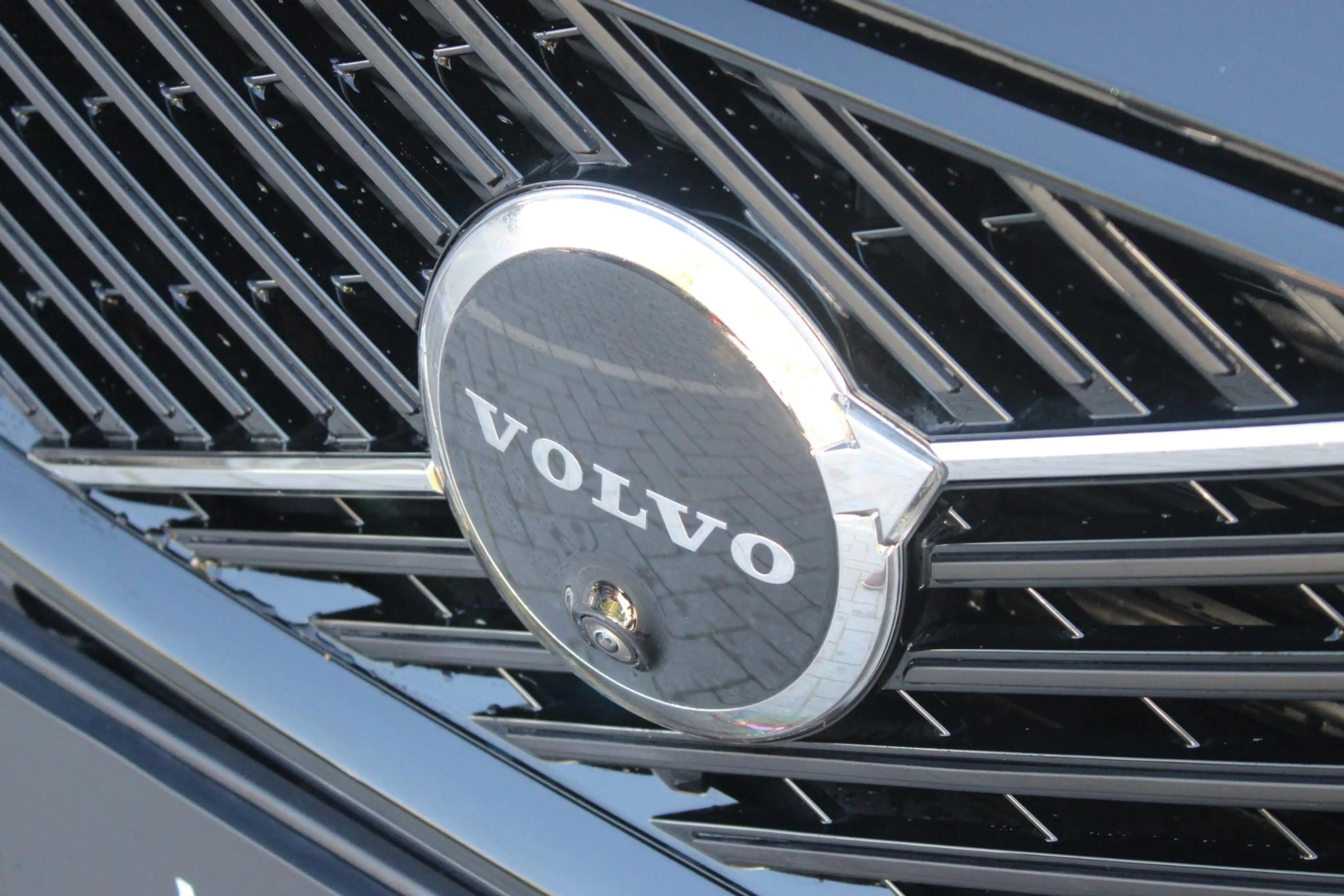 Volvo XC60 T6 Plug-in hybrid AWD Ultra Dark | Luchtvering | P — photo 12