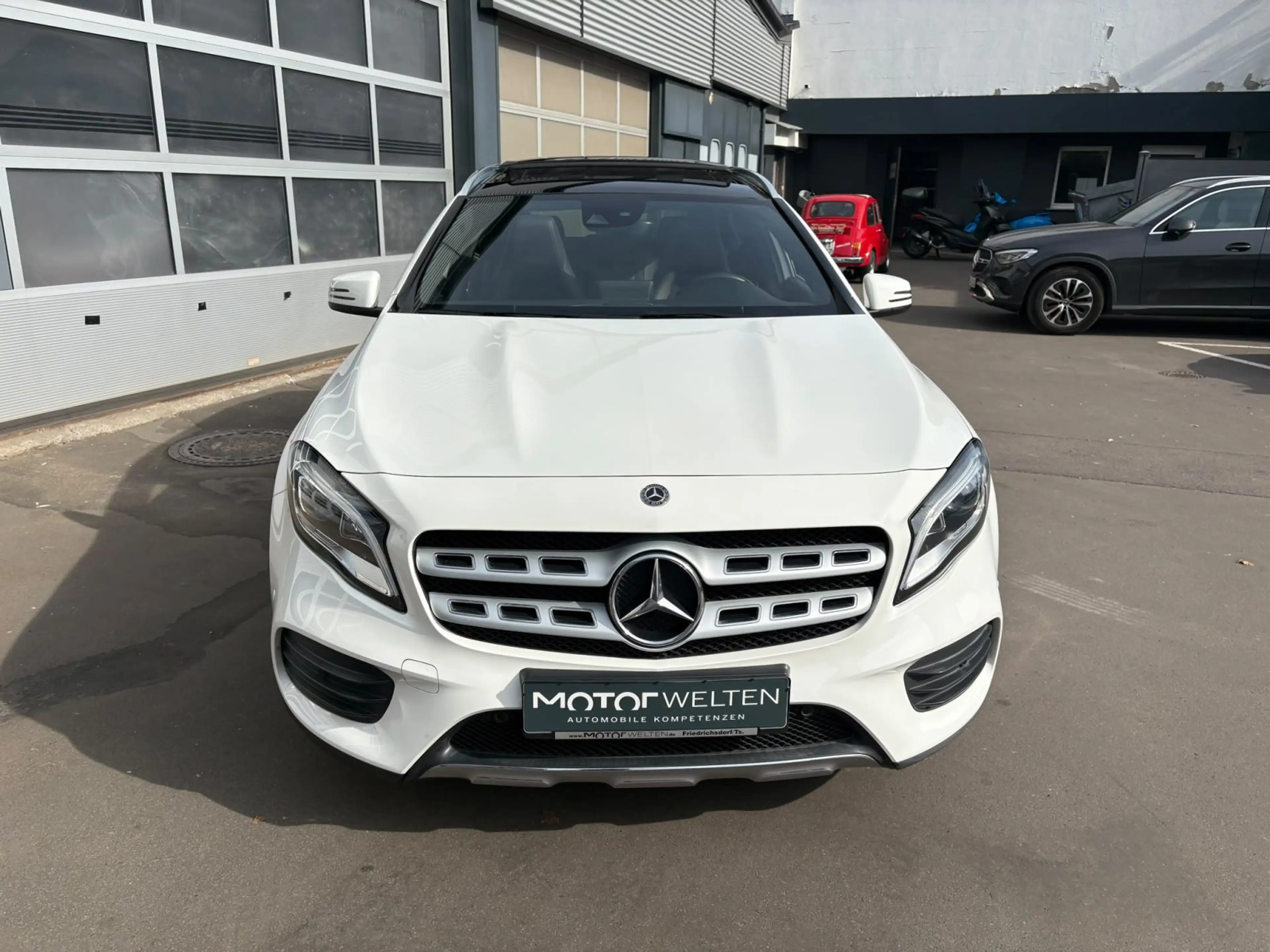 Mercedes-Benz GLA 180 AMG Line (EURO 6d-TEMP) GLA 180 EU6d-T AMG Line — photo 4
