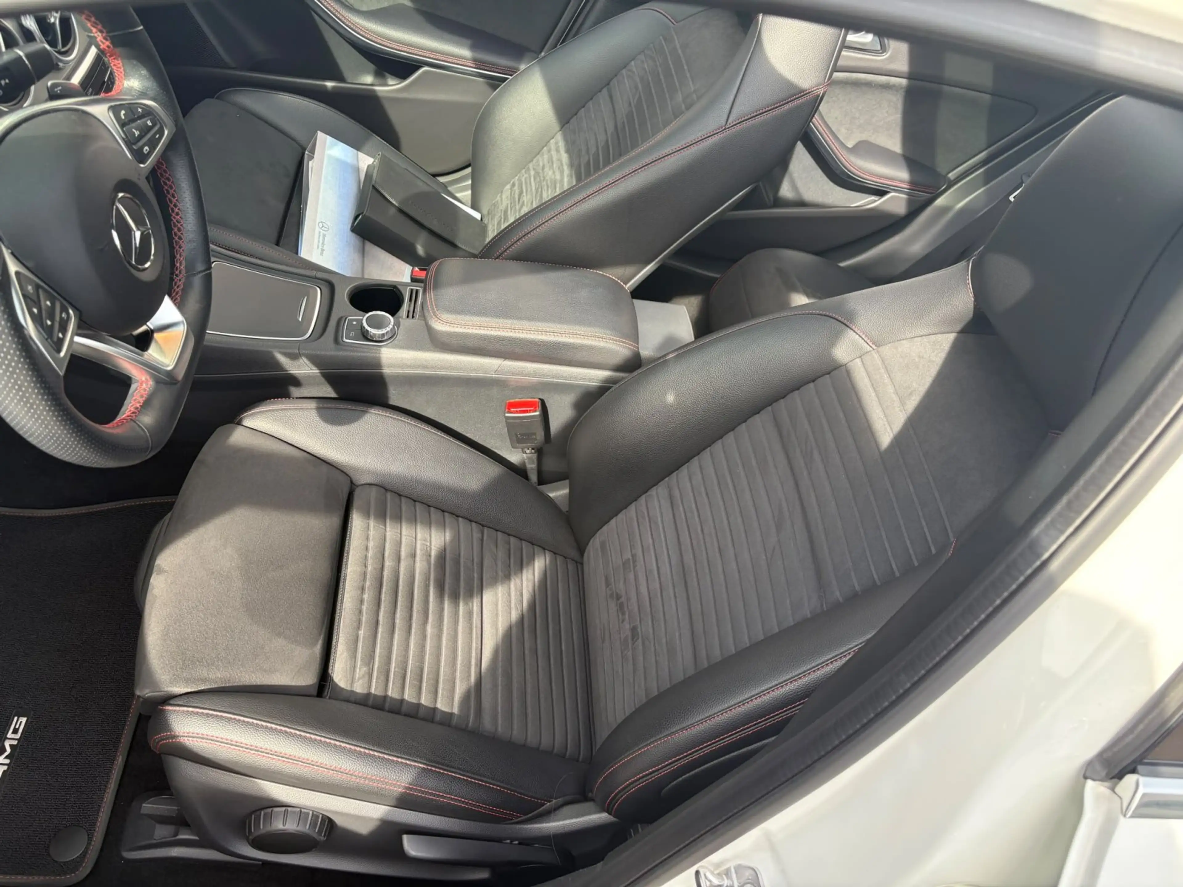 Mercedes-Benz GLA 180 AMG Line (EURO 6d-TEMP) GLA 180 EU6d-T AMG Line — photo 9