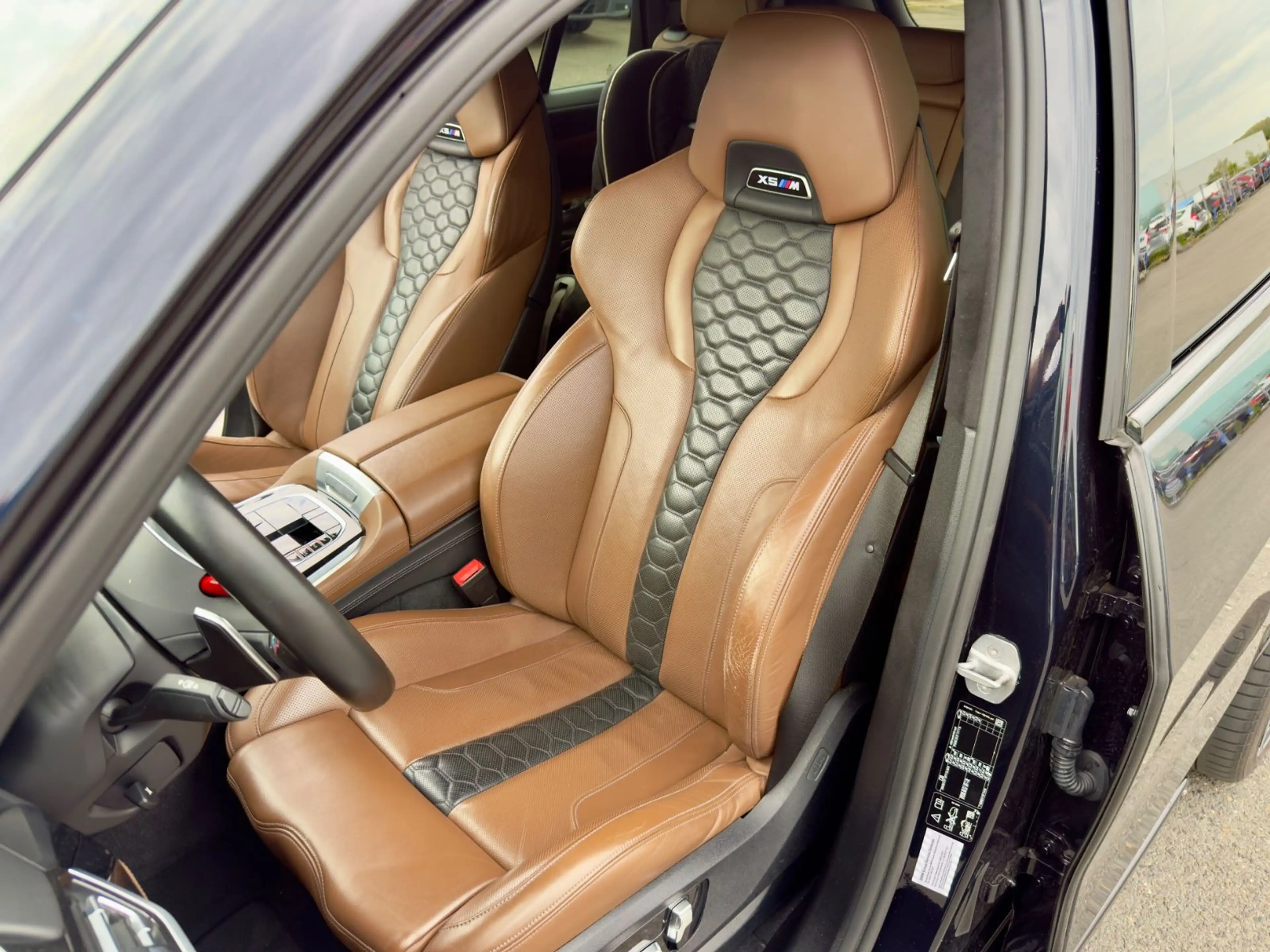 BMW X5 M — photo 10