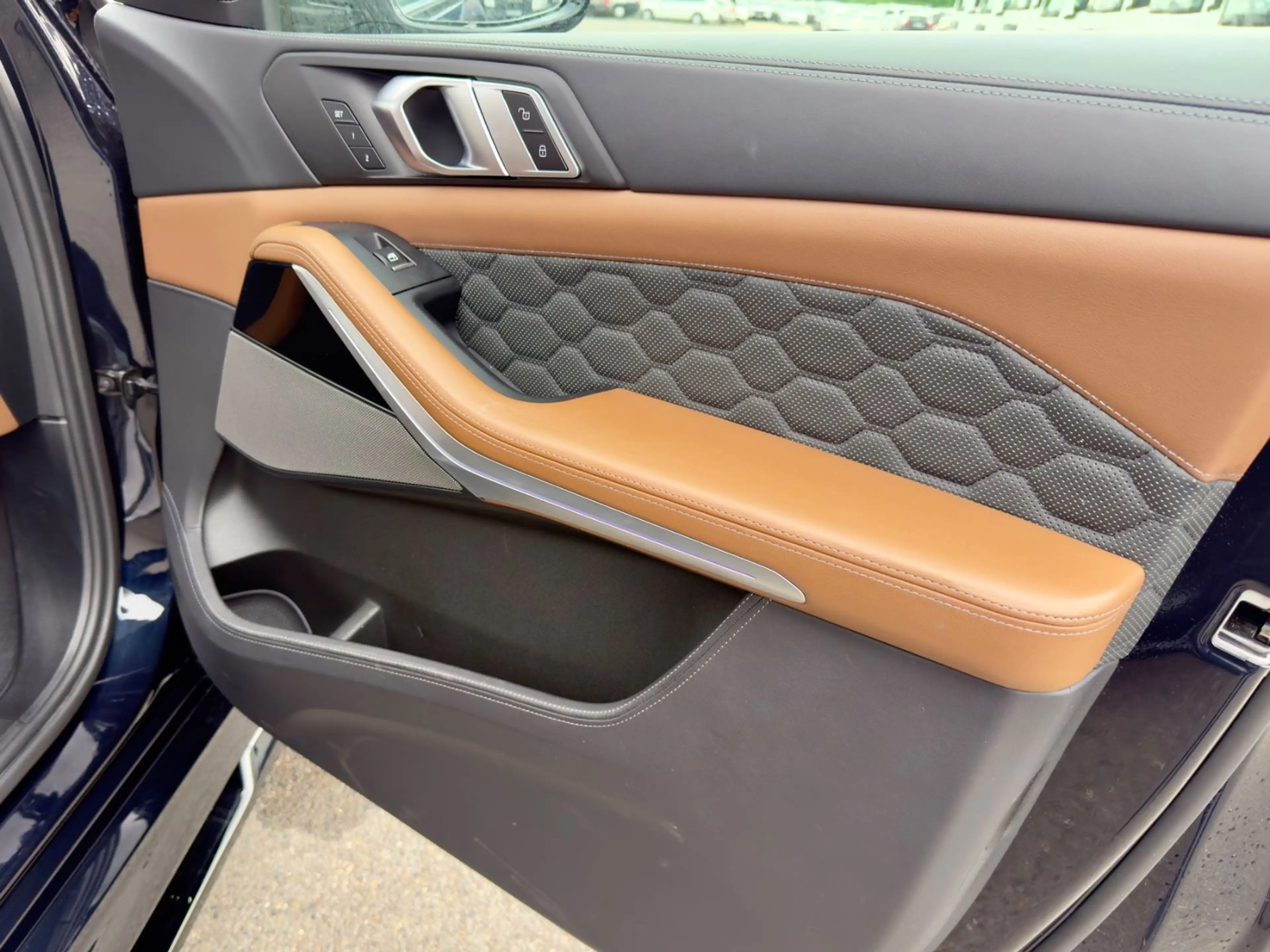 BMW X5 M — photo 15