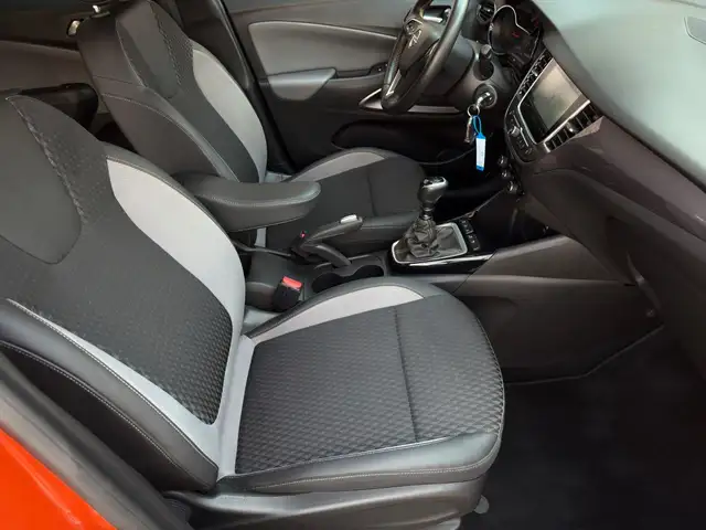 Opel Crossland X view 12