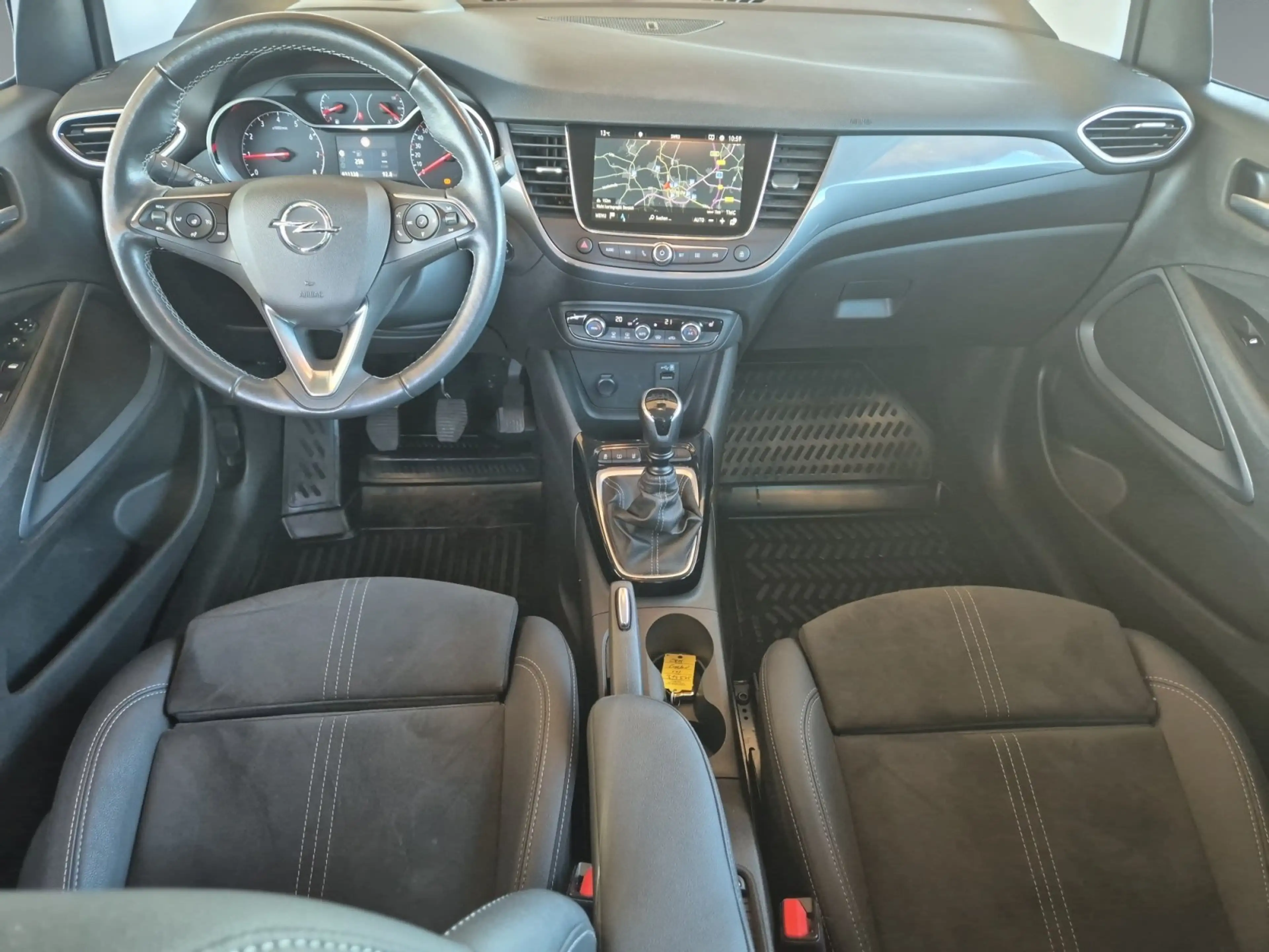 Opel Crossland 1.2 Turbo Ultimate *NAVI*SHZ*RFK*PDC*LM — photo 11