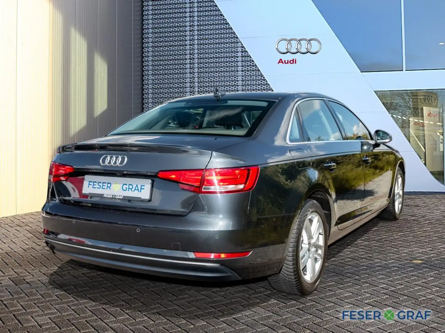Audi A4 Limo 1.4 TFSI /Xenon/Navi/Kamera/Sitzhzg Gris - 2