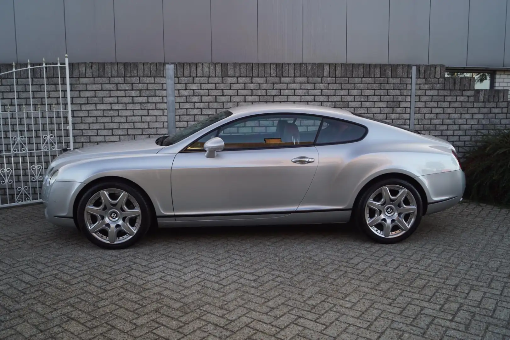Bentley Continental GT 6.0 W12 Coupe Autom Leder Sportst Stoelverw Memory Grigio - 2