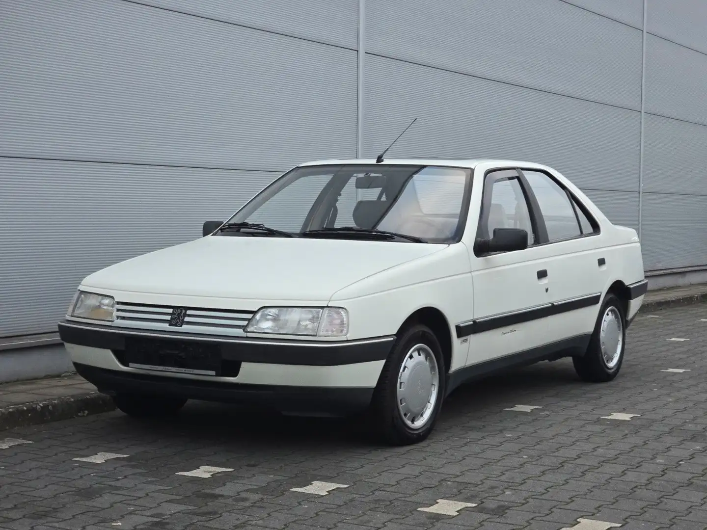 Peugeot 405 (Automatik/Jahr 1989) Weiß - 2