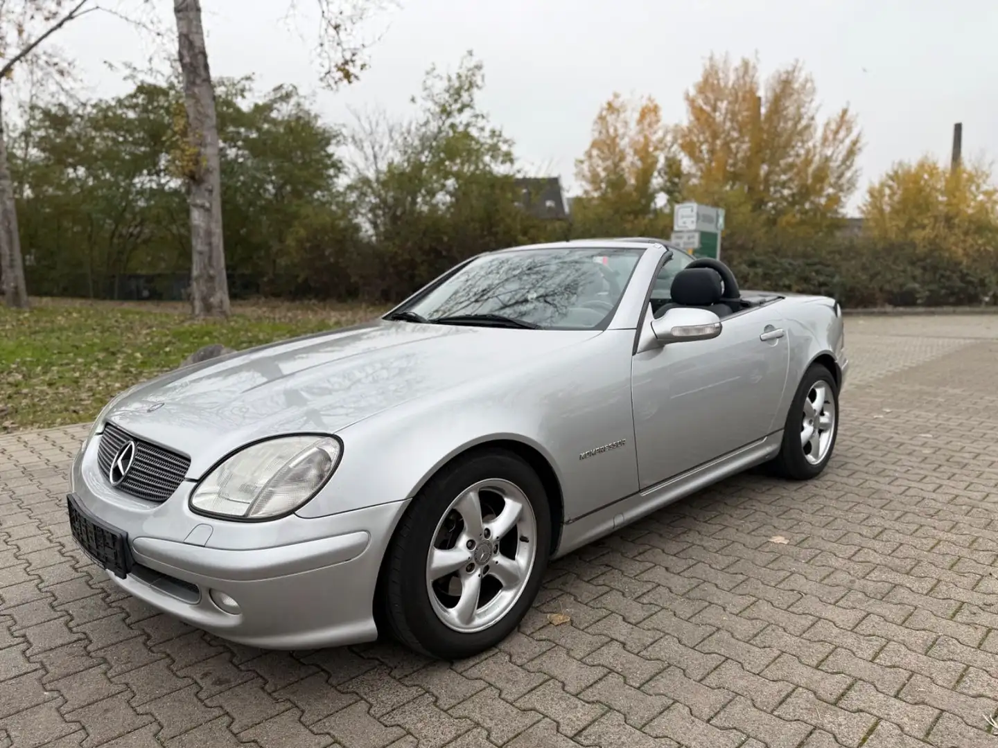 Mercedes-Benz SLK 230 KOMPRESSOR/CABRIO/KLIMA/SHZ/ Grau - 1