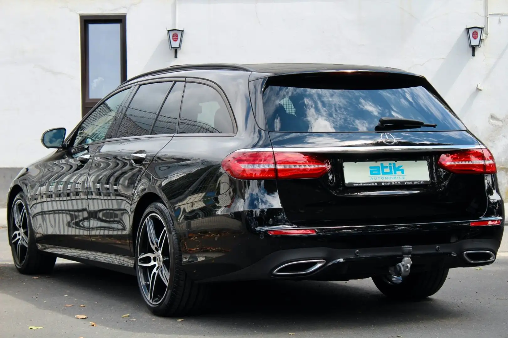 Mercedes-Benz E 400 4M AMG MASSAGE 360° MULTIBEAM STANDHZ WIDE Černá - 2
