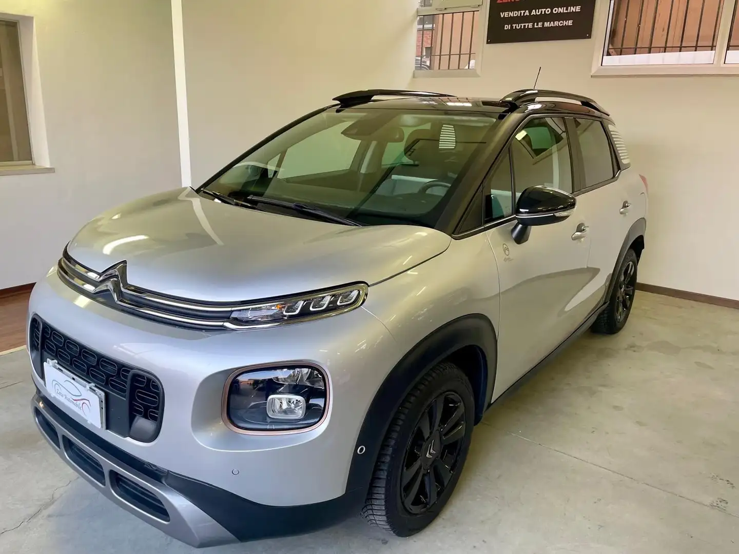 Citroen C3 Aircross 110 Origins * Panorama * Navi* Retrocamera* Zilver - 1