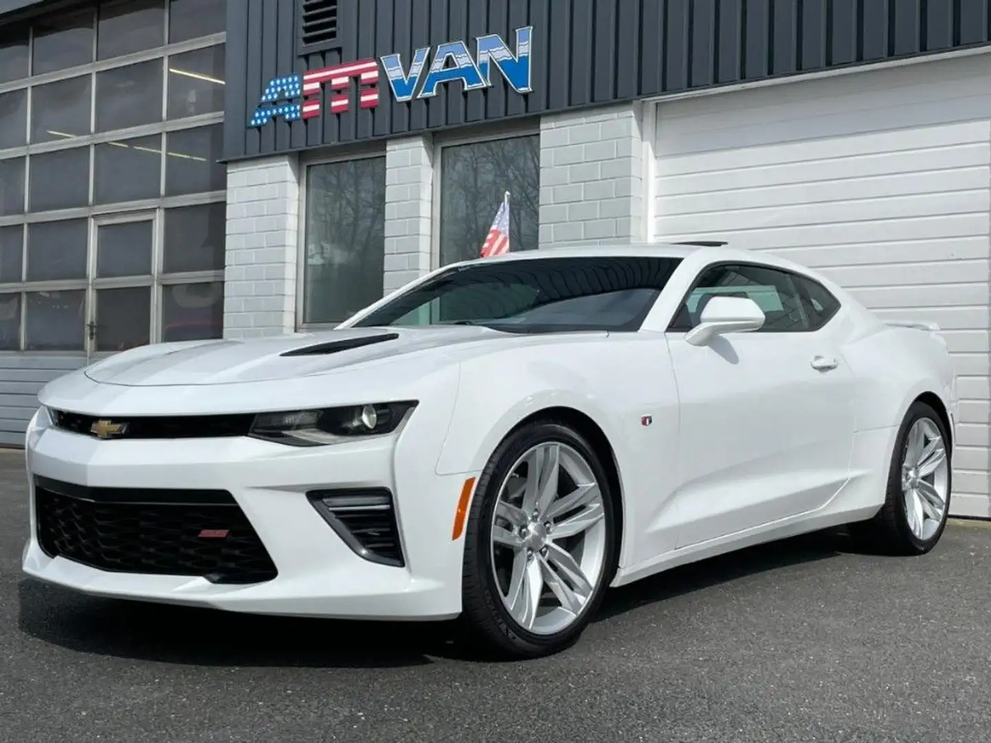 Chevrolet Camaro 6.2 SS LT3 Leder belüft. Sitze Schiebed. Weiß - 1