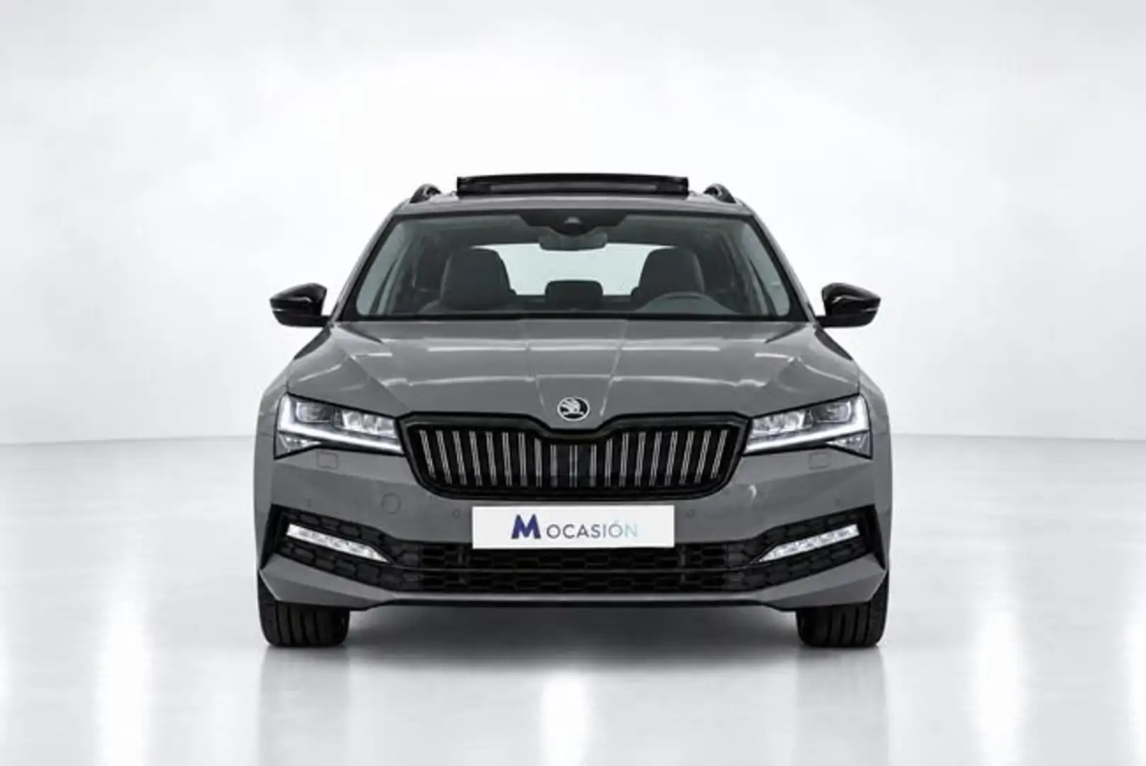 Skoda Superb Combi 2.0TDI Selection DSG 110kW Gris - 2