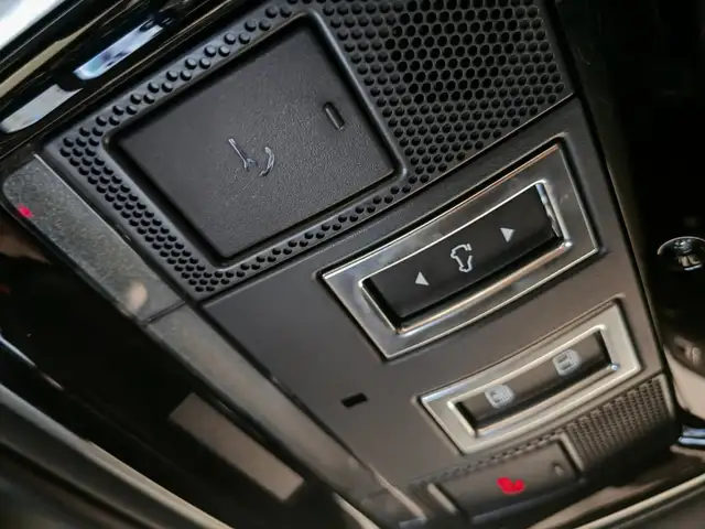 Land Rover Range Rover Sport view 10