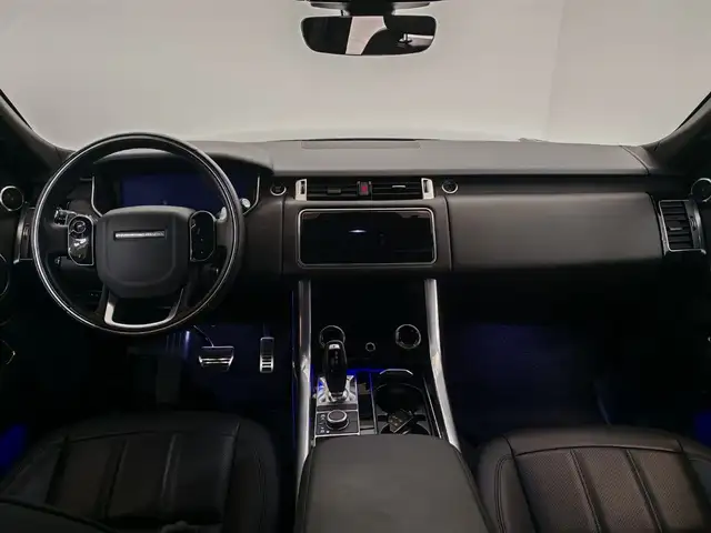 Land Rover Range Rover Sport view 4
