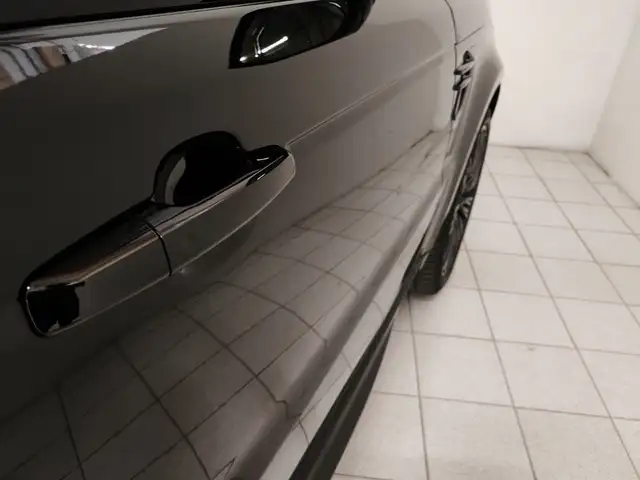 Land Rover Range Rover Sport view 23